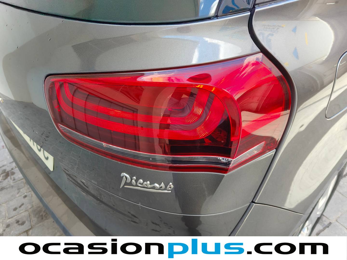 Extras y acabados del Citroën C4 Picasso Citroën C4 Picasso PureTech 110 S&S Live (110 CV)