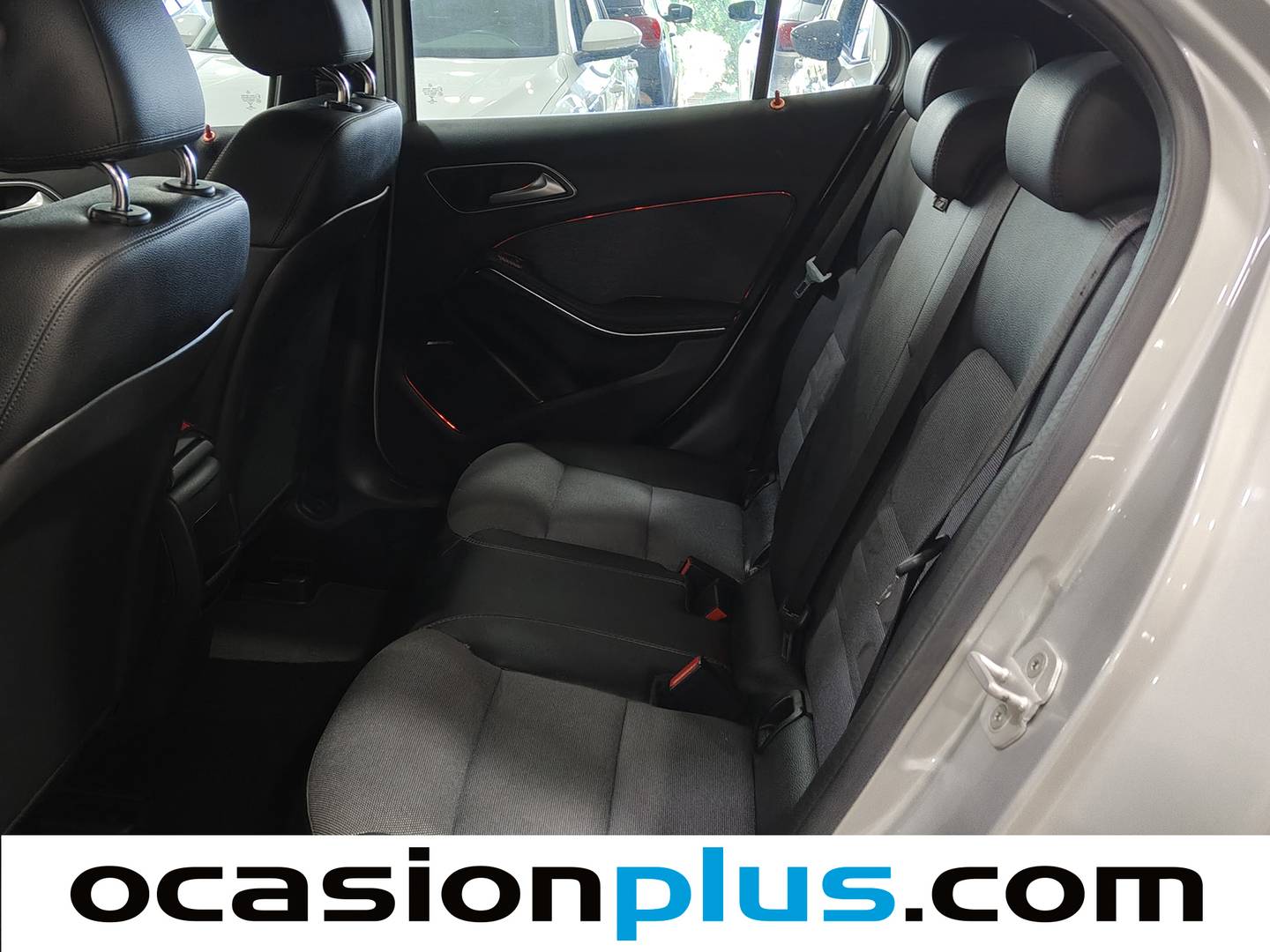 Foto asientos traseros Mercedes GLA Mercedes GLA GLA 180 CDI (109 CV)