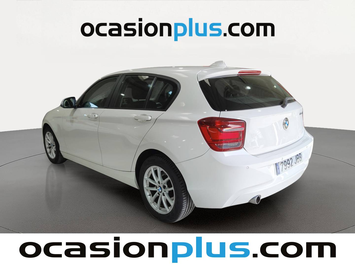 Foto trasera BMW Serie 1 BMW Serie 1 118d  (143 CV) derecha