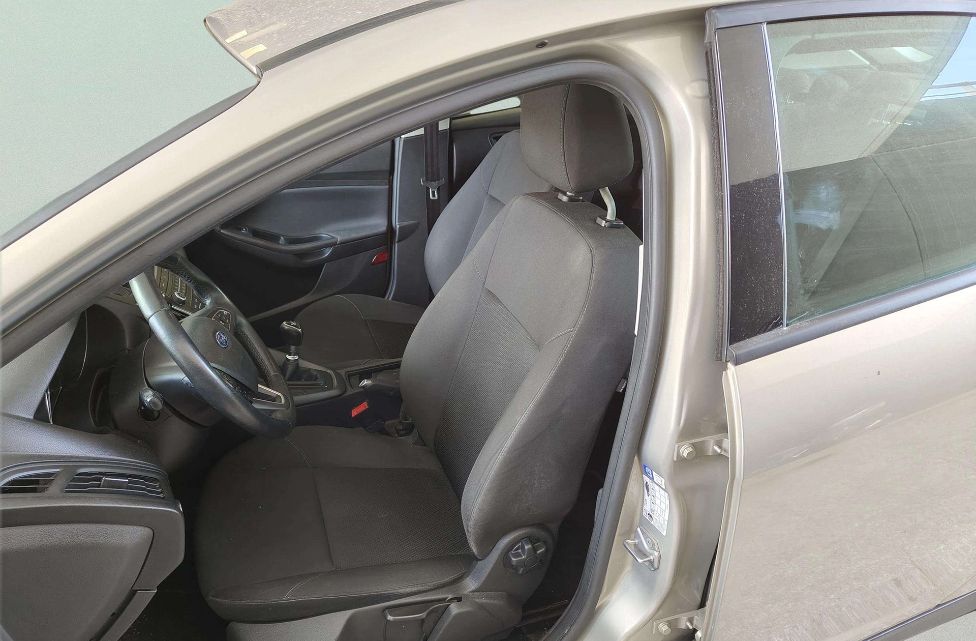 Ford Focus 1.0 EcoBoost Trend+ - foto 8