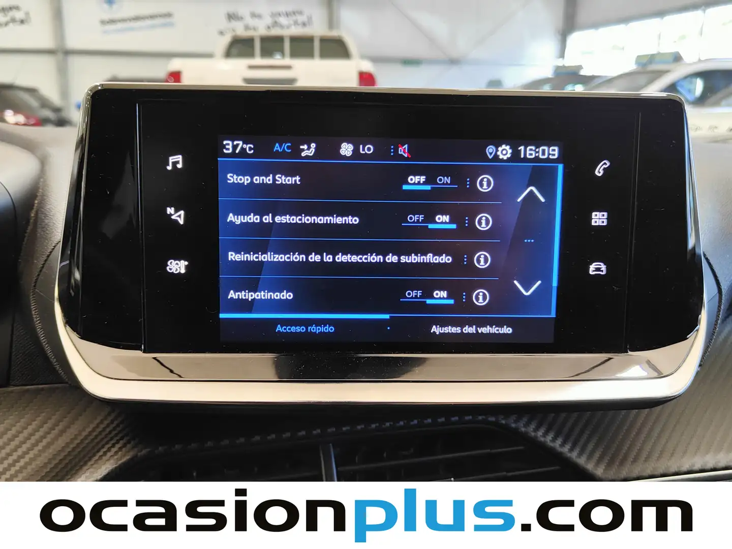 Foto Peugeot 2008 Peugeot 2008 PureTech 100 S&S Allure (100 CV)