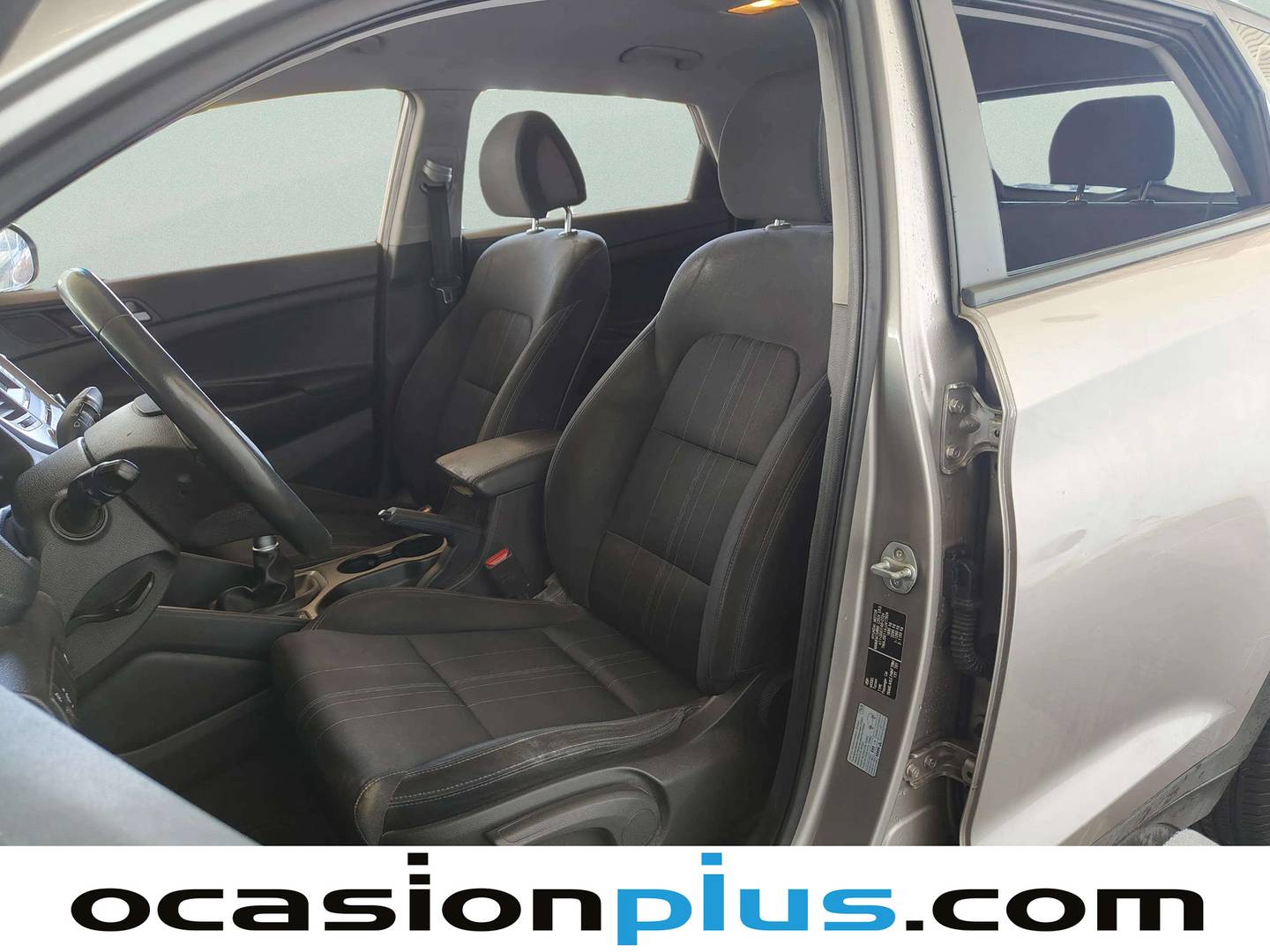 Foto asientos delanteros Hyundai Tucson Hyundai Tucson 1.6 GDI BlueDrive Essence 4x2 (131 CV)