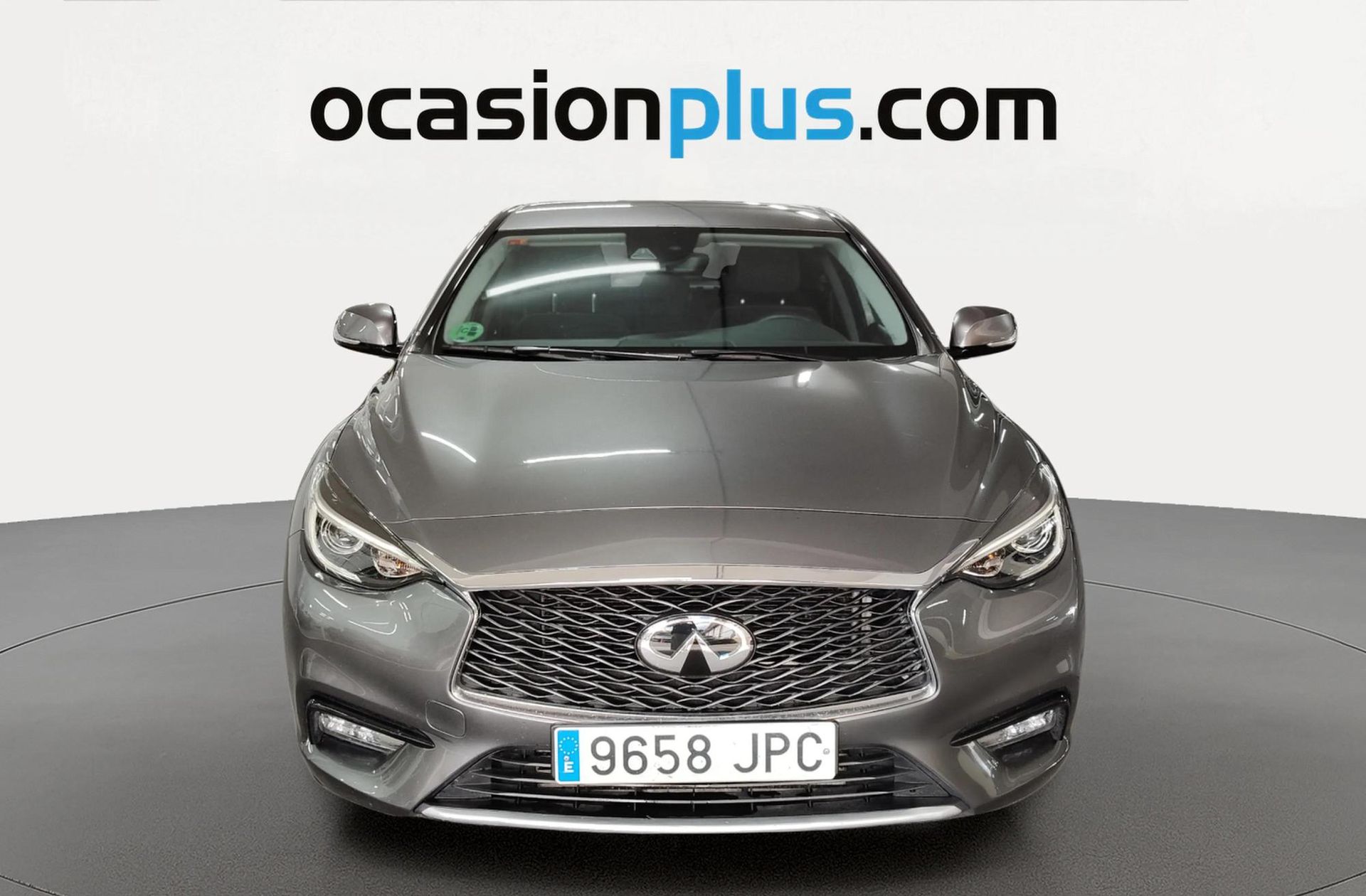 Infiniti Q30 2.2D Premium 7DCT - foto 15