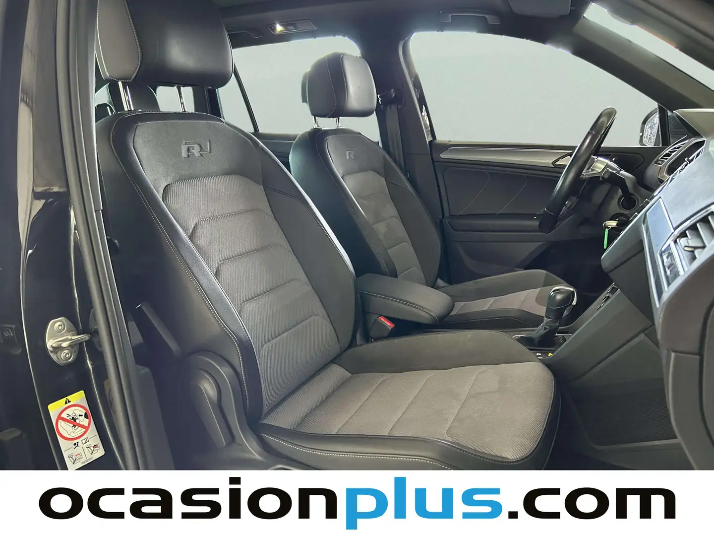 Foto Volkswagen Tiguan Volkswagen Tiguan Sport 1.5 TSI (150 CV) DSG Pack R-Line