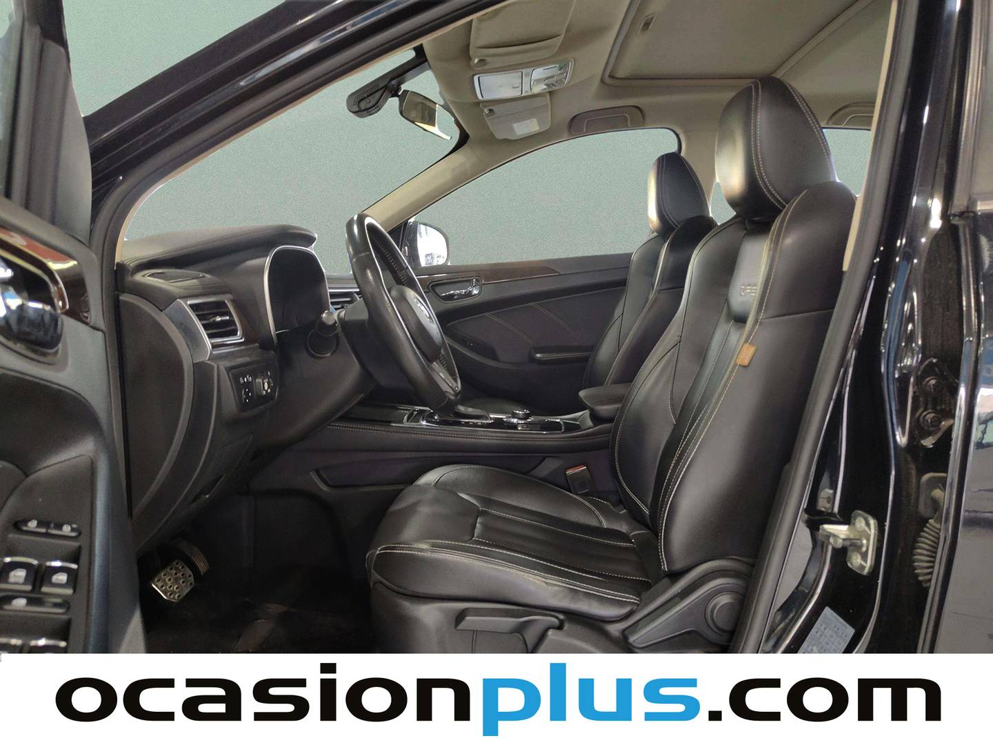 Foto asientos delanteros DFSK 580 DFSK 580 1.5 T Luxury (149 CV) 7 plazas (glp)