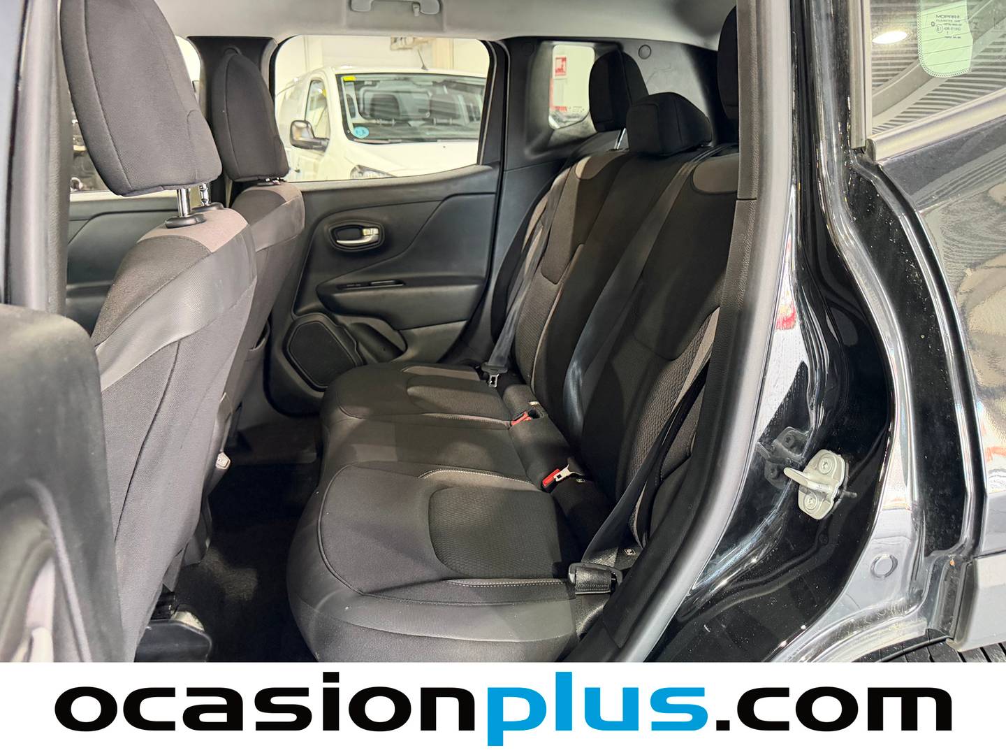 Foto asientos traseros Jeep Renegade Jeep Renegade eHybrid 1.5 Limited ATX (130 CV)