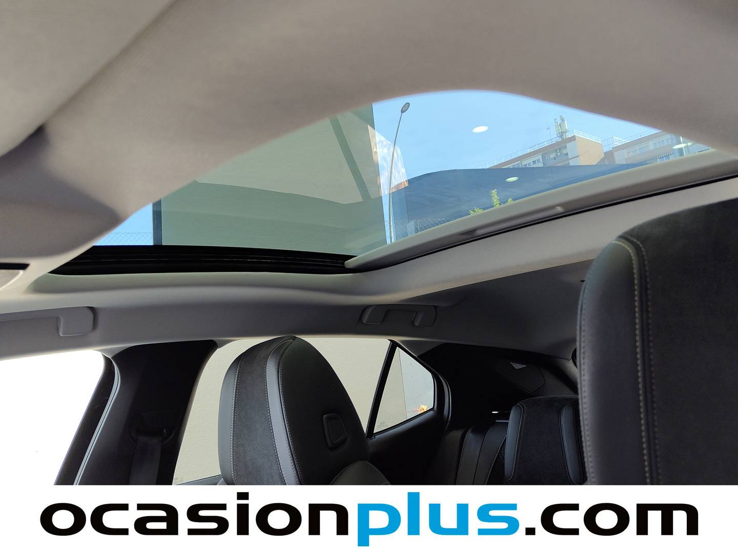 Extras y acabados del DS DS 4 DS DS4 Étoile Alcantara BlueHDi (130 CV)