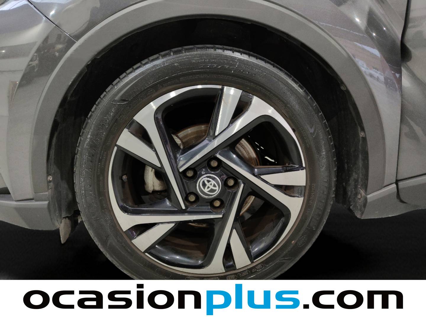 Foto Toyota C-HR Toyota C-HR 1.8 125H Advance (122 CV)