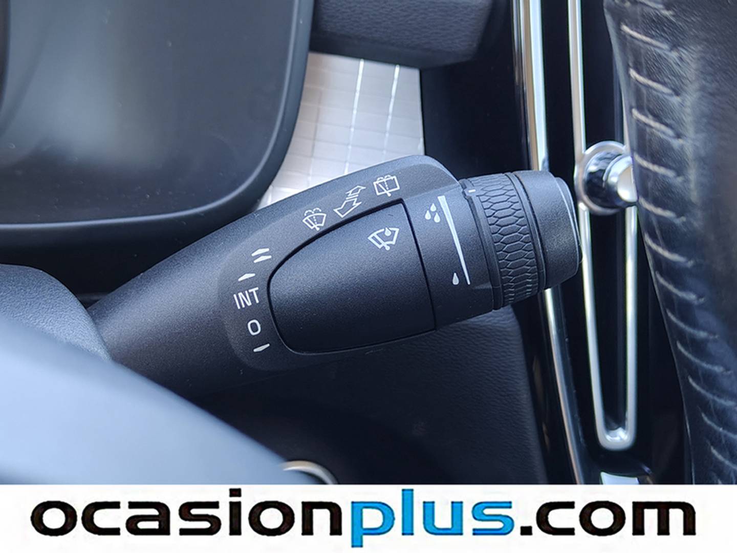 Foto Volvo XC40 Volvo XC40 D4 Momentum AWD Auto (190 CV)