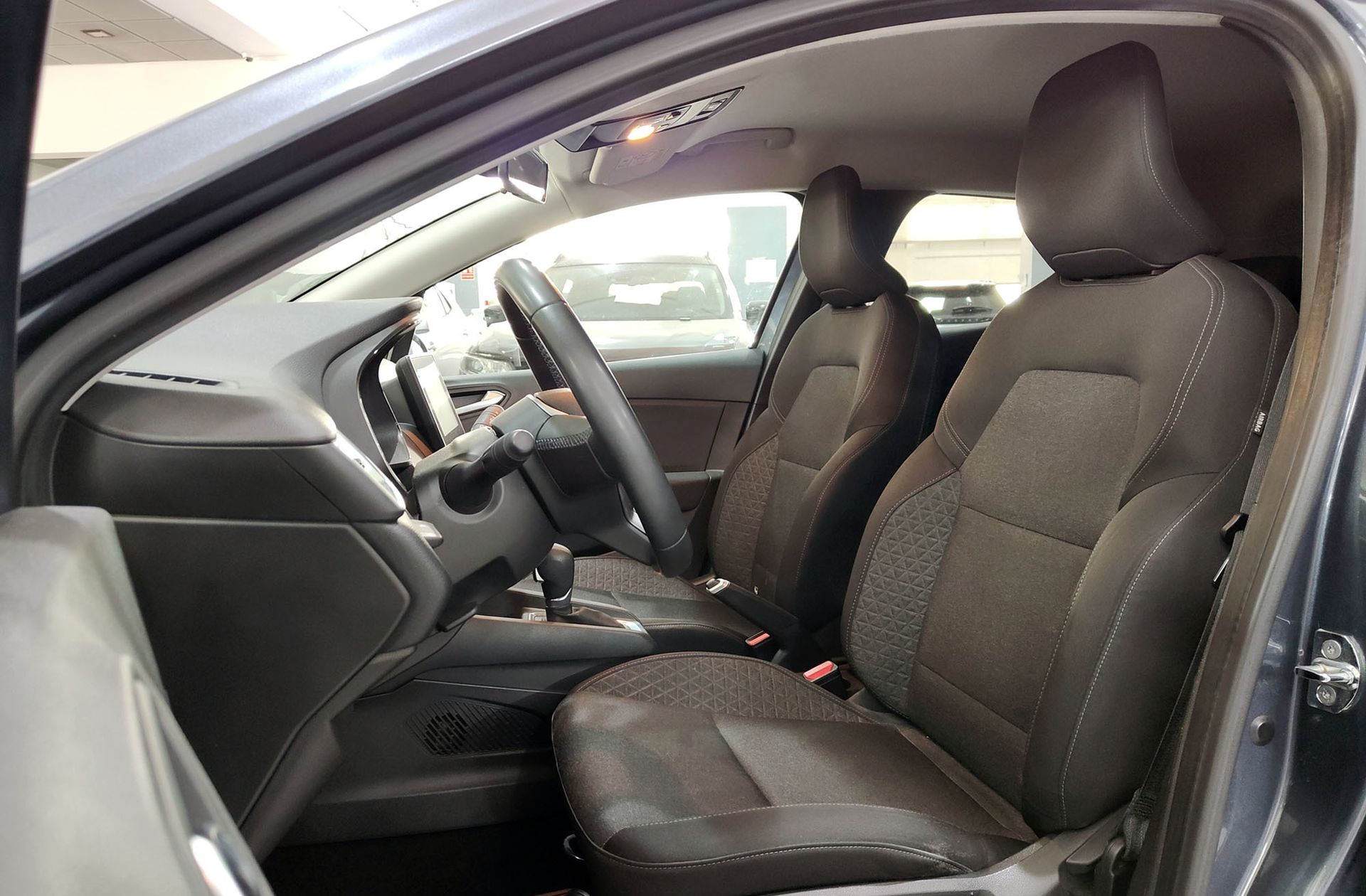 Renault Clio Intens E-Tech Híbrido - foto 11