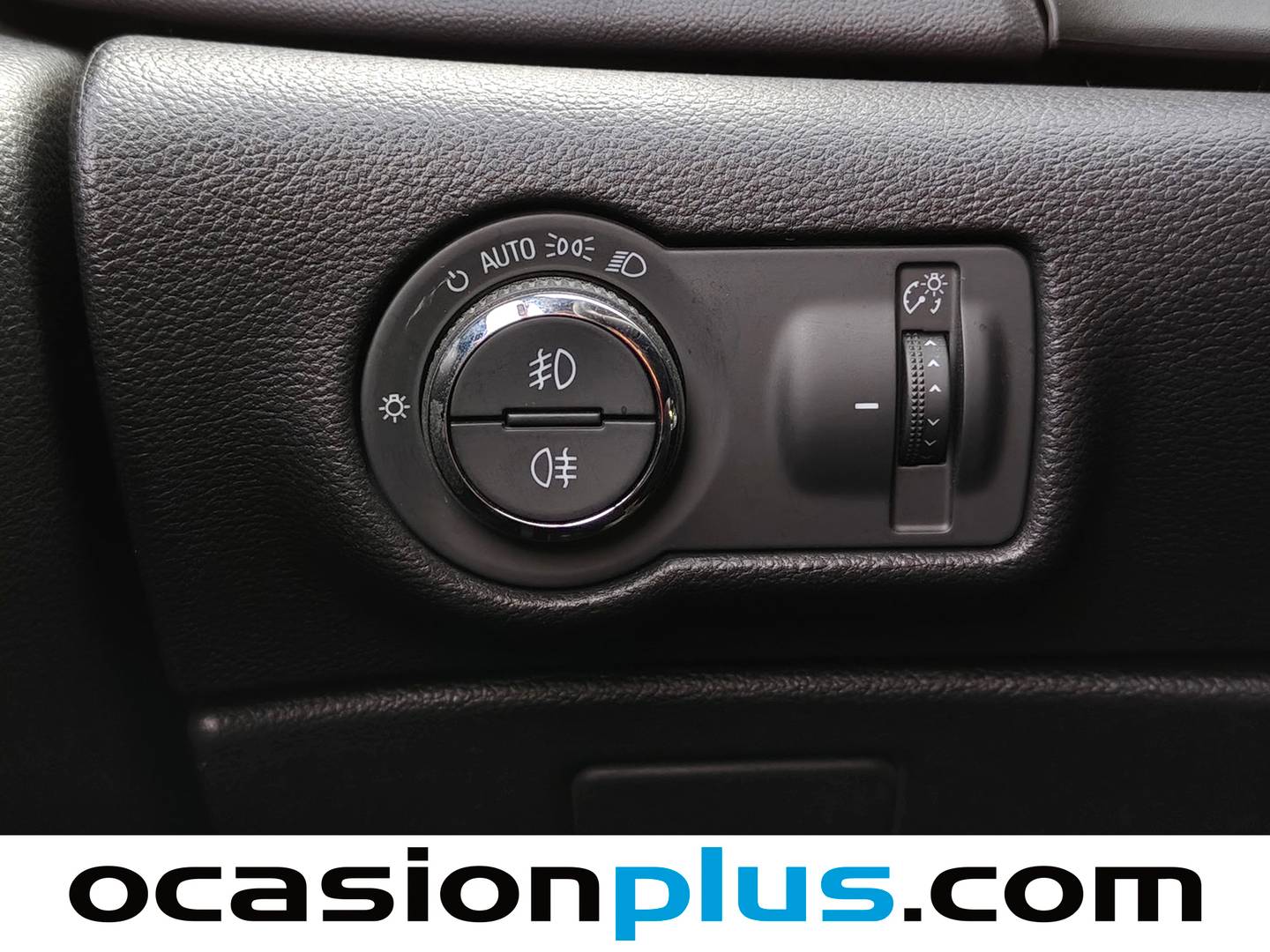 Foto Opel GTC Opel Astra 1.6 CDTI GTC S&S Sportive (136 CV)