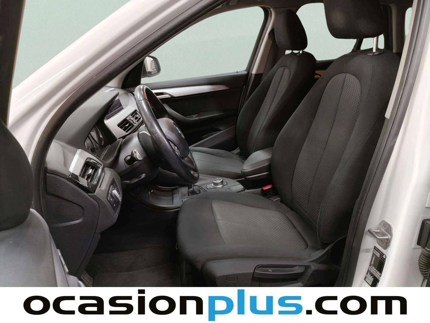 Foto asientos delanteros BMW X1 BMW X1 sDrive18d (150 CV)