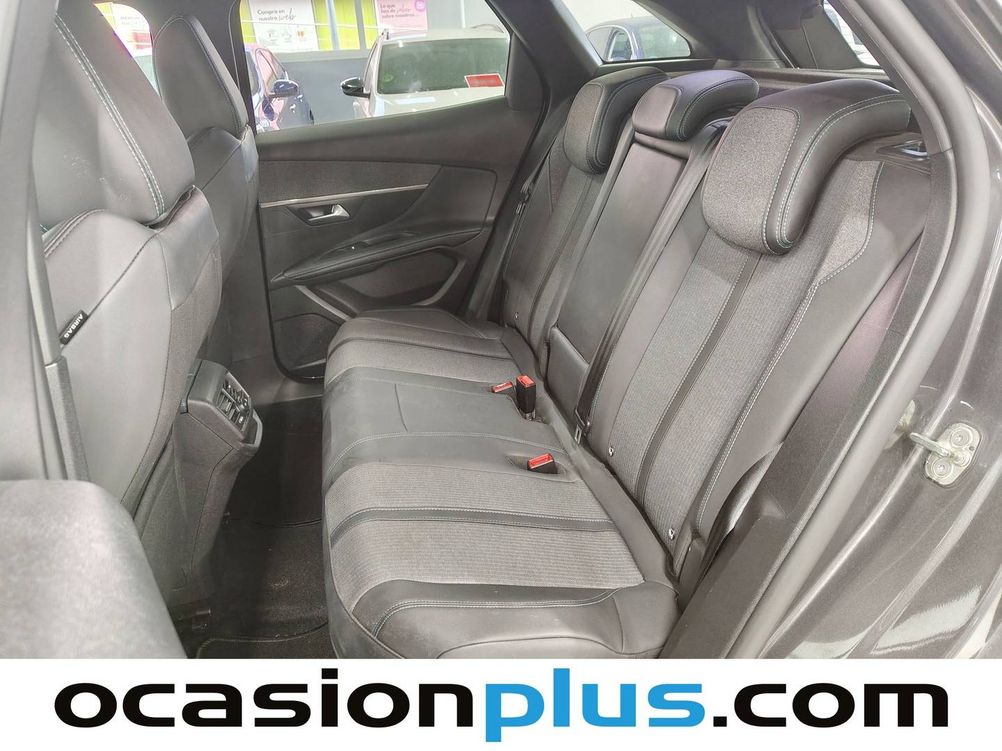 Foto Peugeot 3008 Hybrid Peugeot 3008 Hybrid 300 Allure Pack e-EAT8 (300 CV)