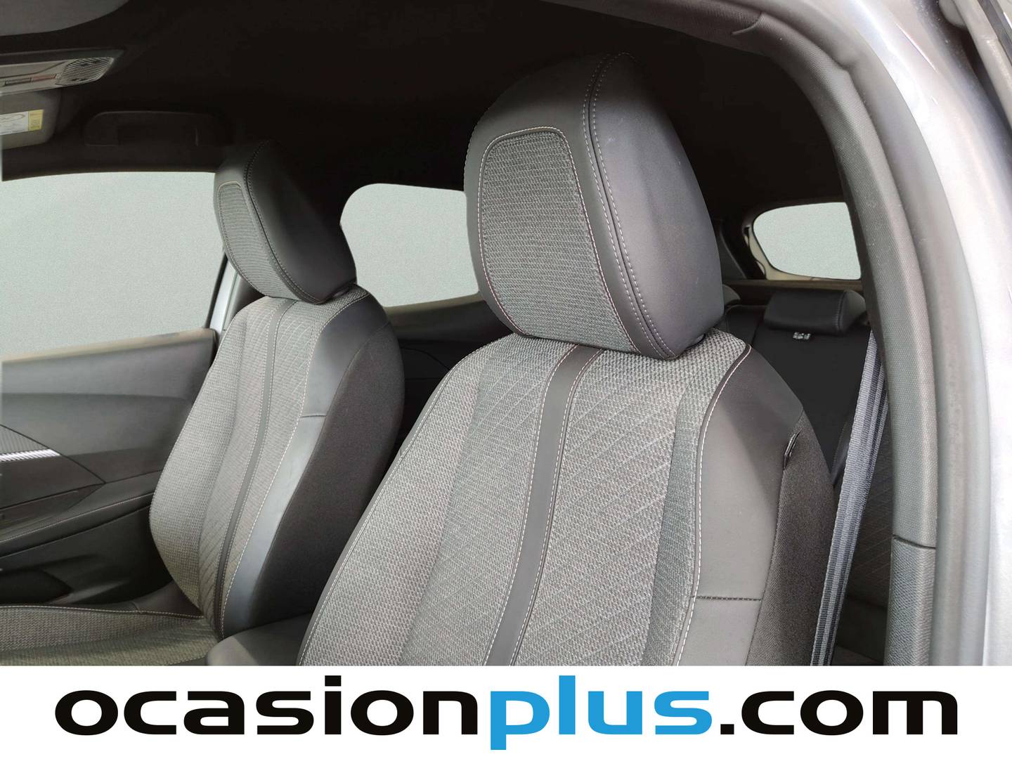 Acabados Peugeot 2008 Peugeot 2008 Allure Hybrid eDCS6 (145 CV)