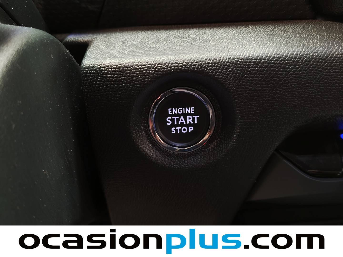 Foto Citroën C4 X Citroen C4 X 1.2 PureTech 130 S&S Shine EAT8 (131 CV)