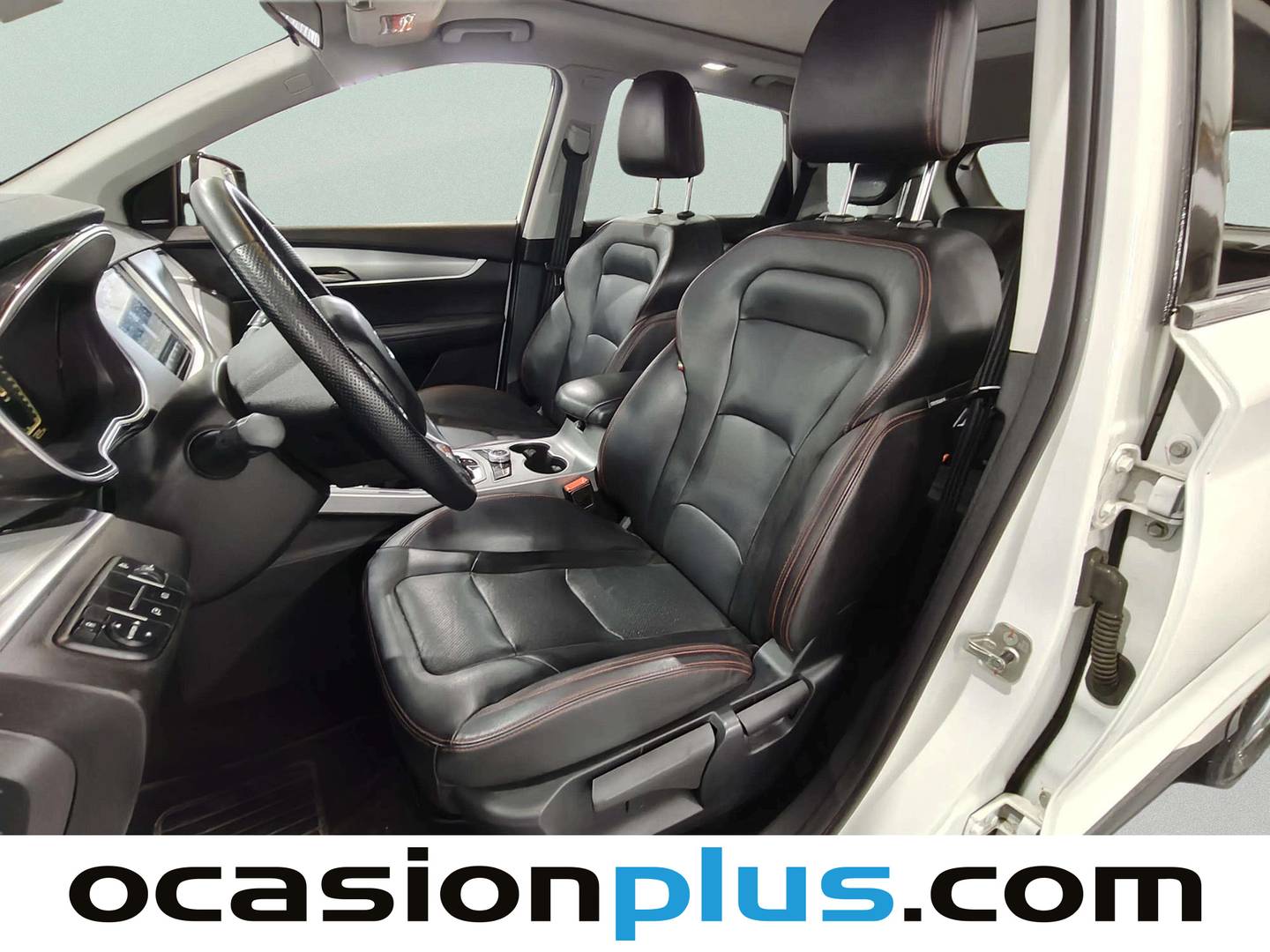 Foto SWM G01 SWM G01 1.5T Luxury (131 CV)