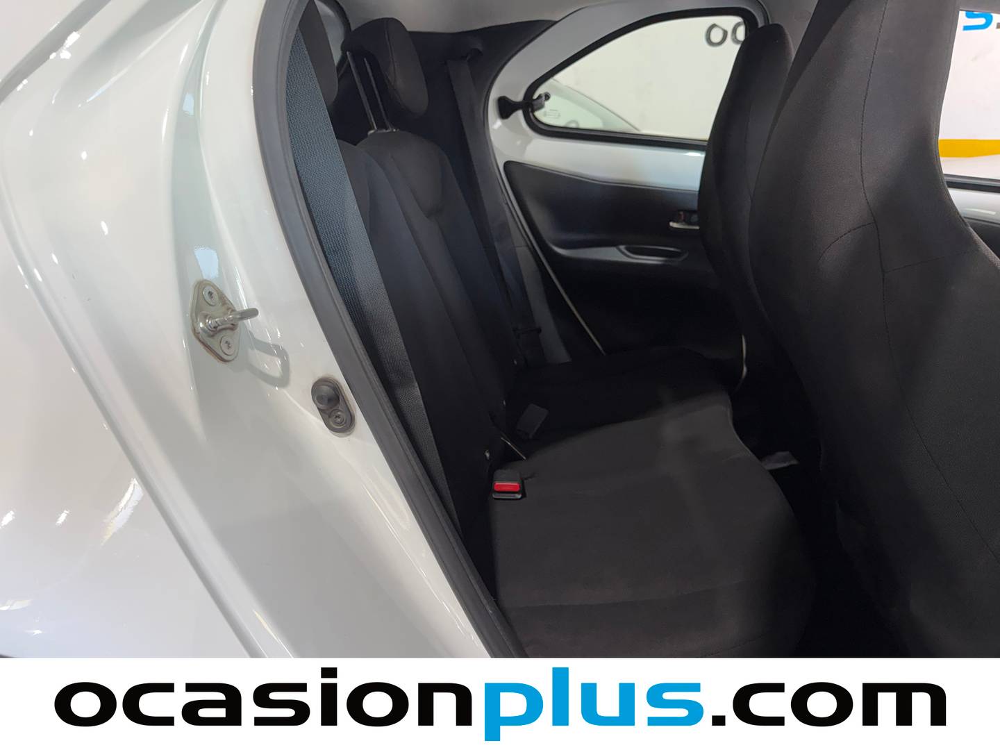 Toyota Aygo X Cross Toyota Aygo X Cross 1.0 VVT-I Play (72 CV) al mejor precio