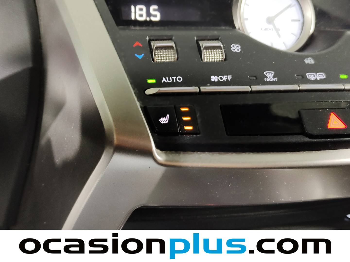 Extras y acabados del Lexus NX Lexus NX 300h Premium 2WD (197 CV)