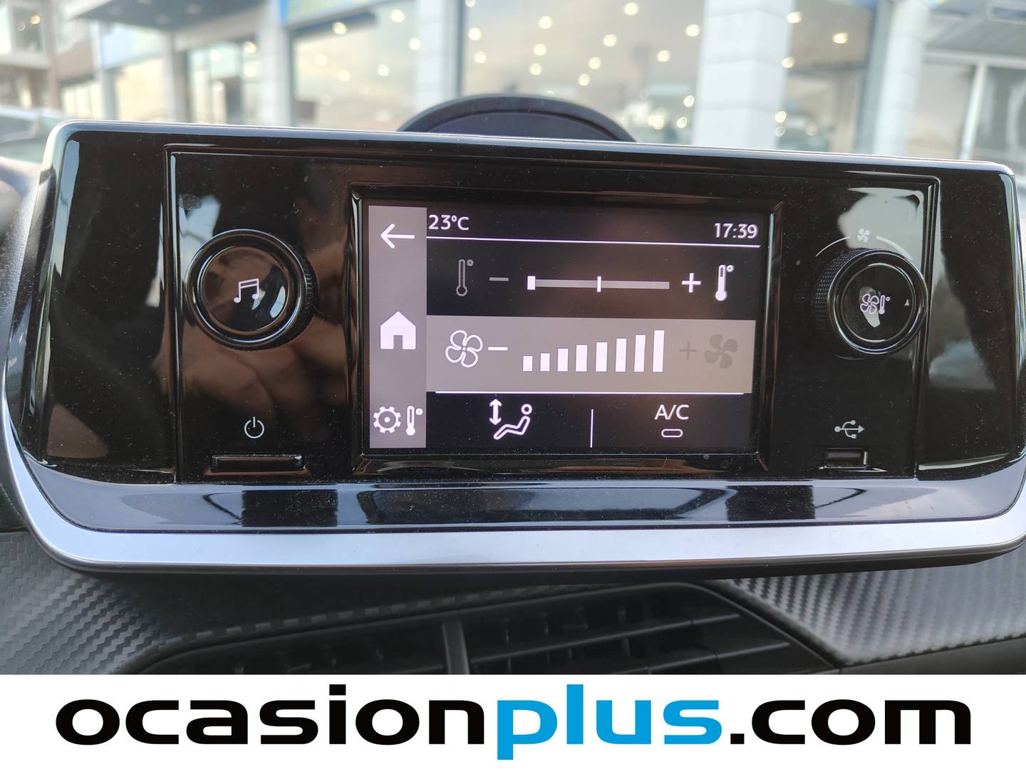 Foto Peugeot 208 Peugeot 208 PureTech 75 Like (75 CV)