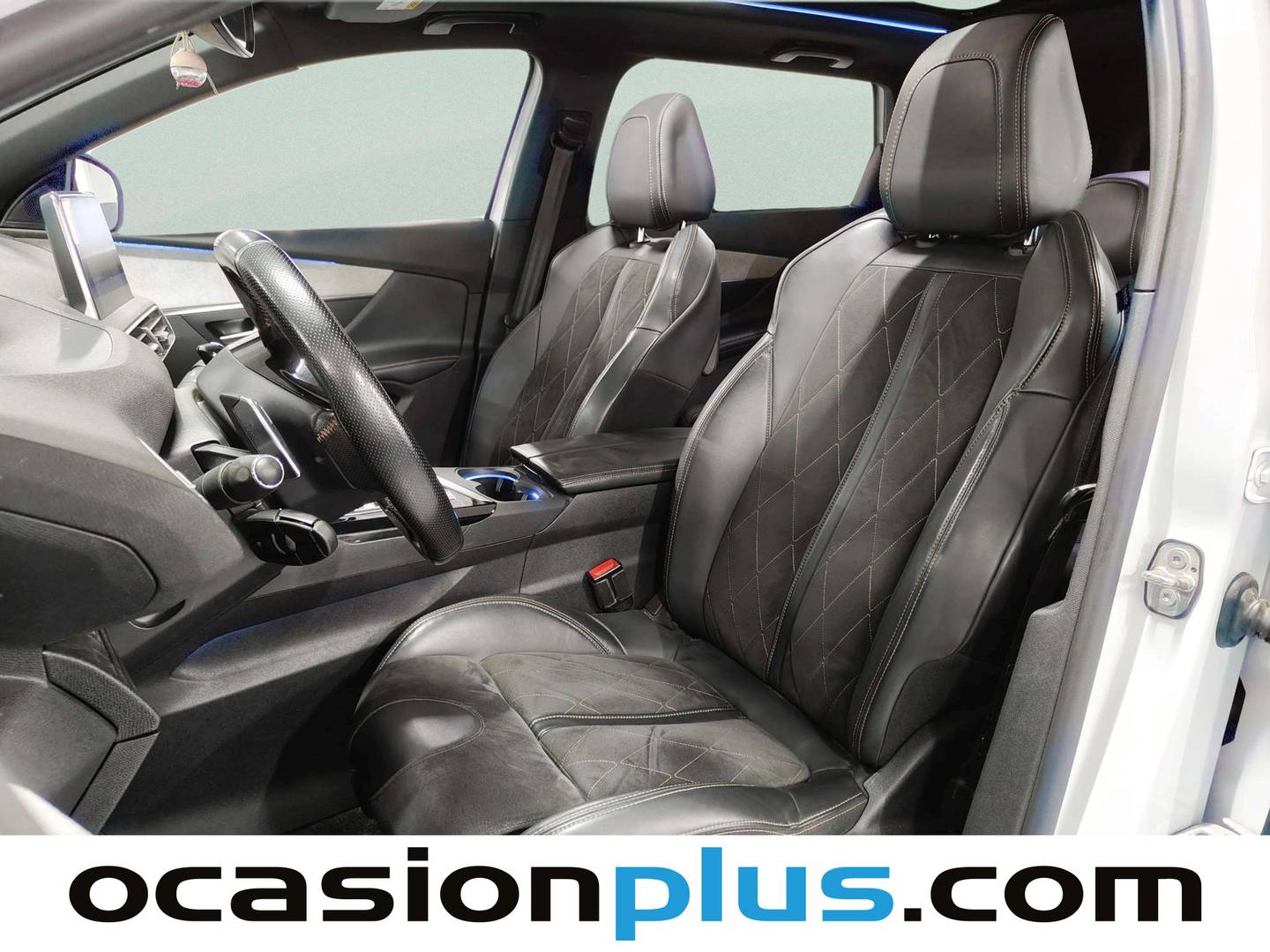 Foto asientos delanteros Peugeot 5008 Peugeot 5008 BlueHDI 180 S&S GT-Line EAT8 (180 CV) 7 Plazas