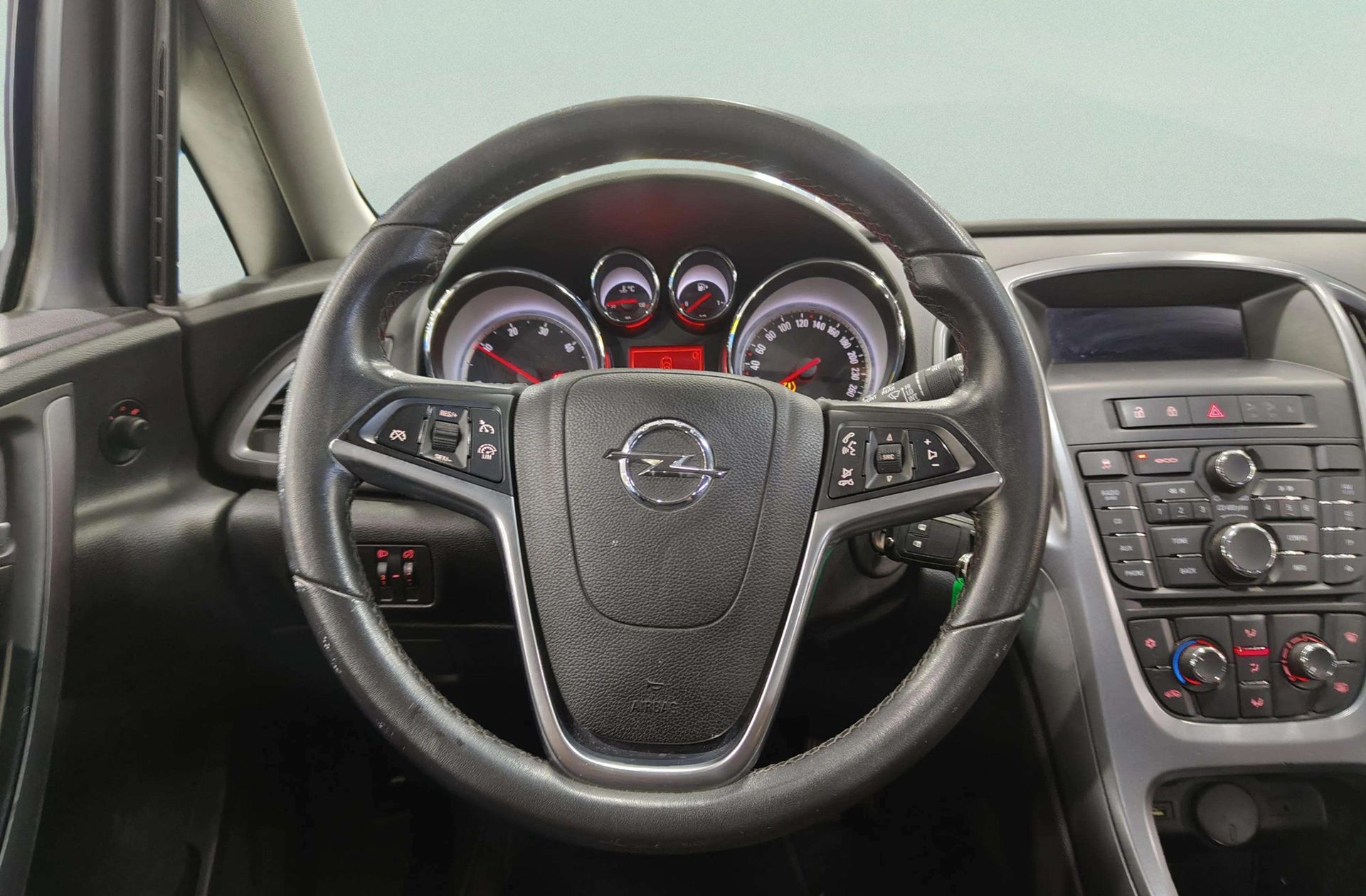 Opel Astra 1.6 CDTi Business - foto 17