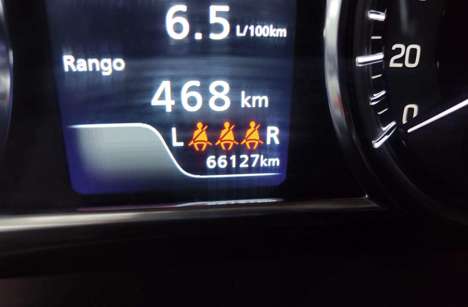 Suzuki Vitara 1.4 Turbo Mild Hybrid GLE - foto 10