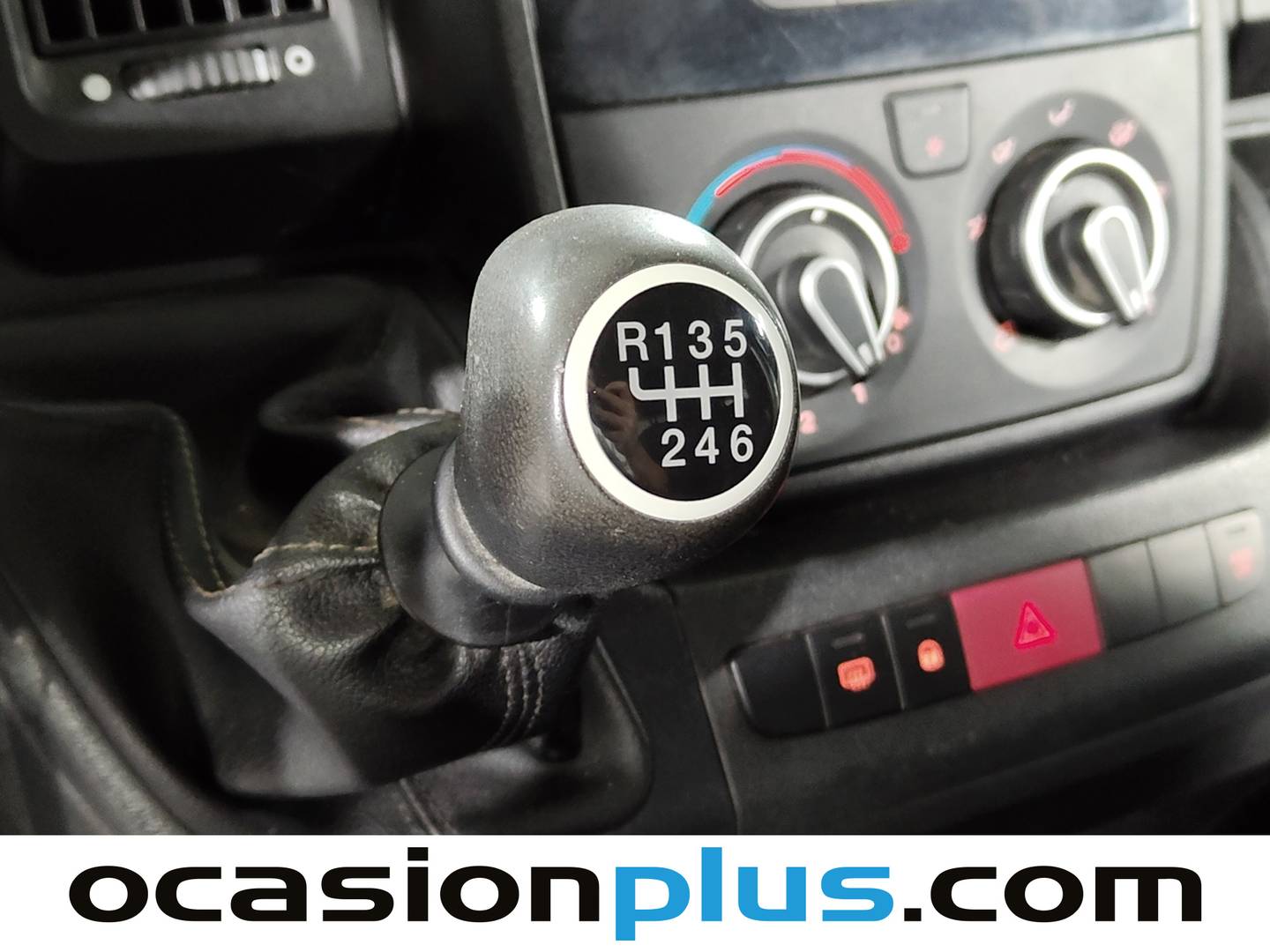 Foto Citroën Jumper Citroen Jumper Furgon BlueHDi 120 33 L2H2 (120 CV)