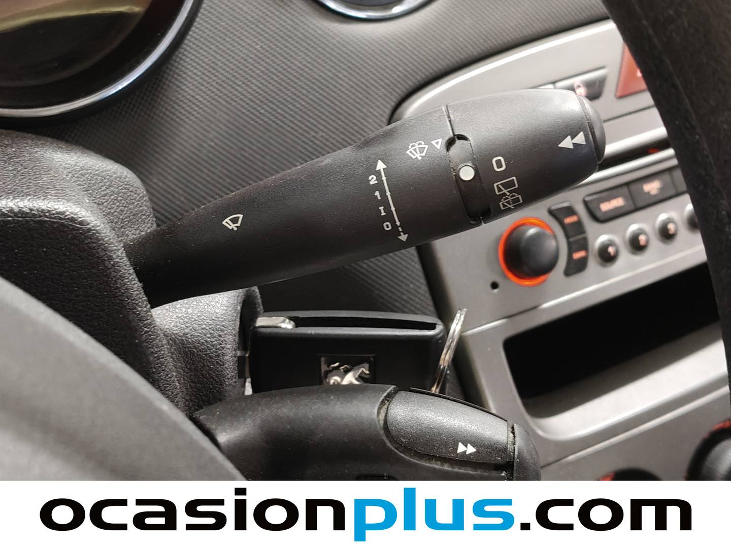 Peugeot 308 Peugeot 308 1.4 VTi Access (98 CV) seminuevo