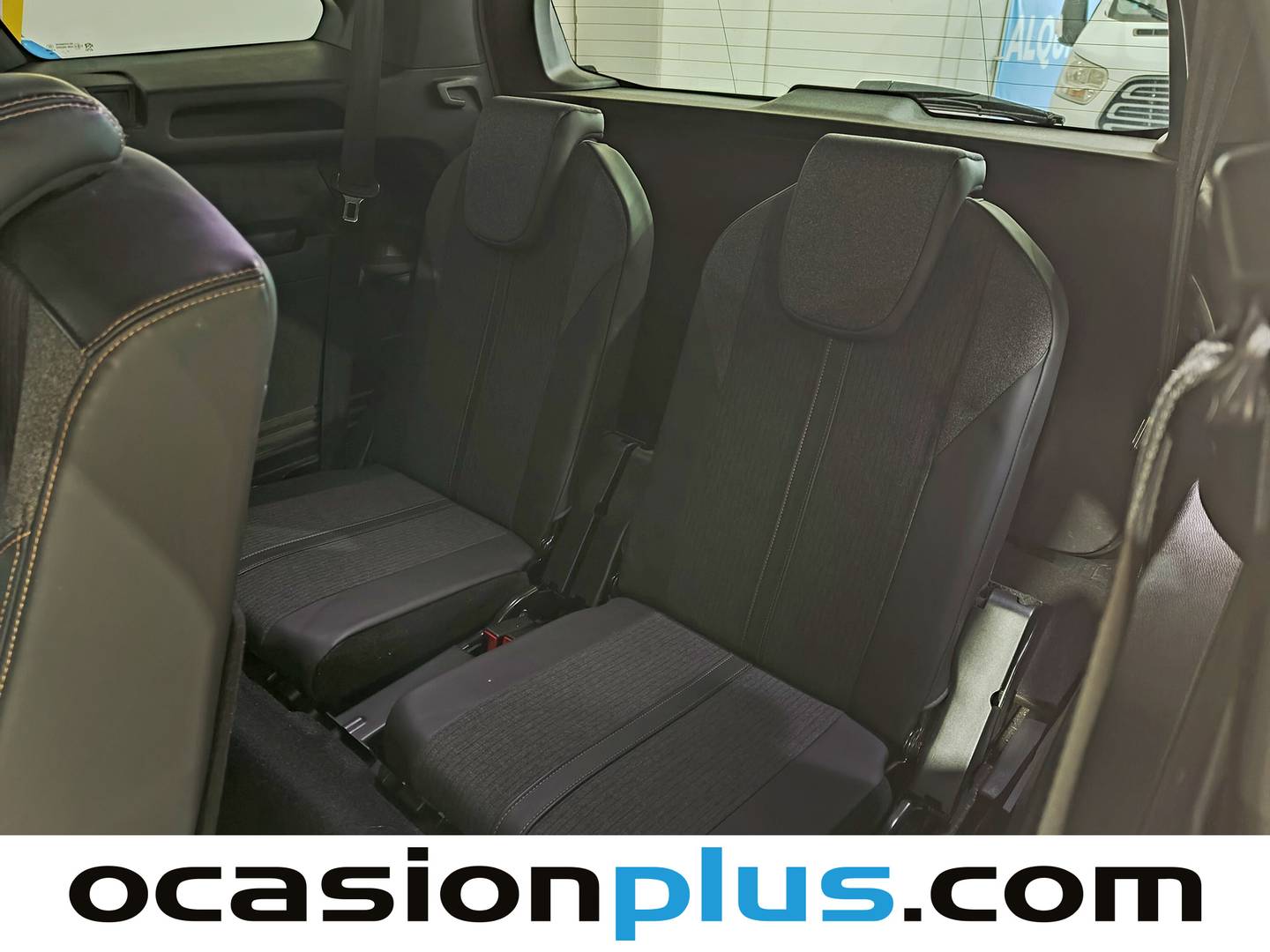 Foto asientos delanteros Peugeot 5008 Peugeot 5008 BlueHDI 130 S&S GT Line (130 CV) 7 Plazas