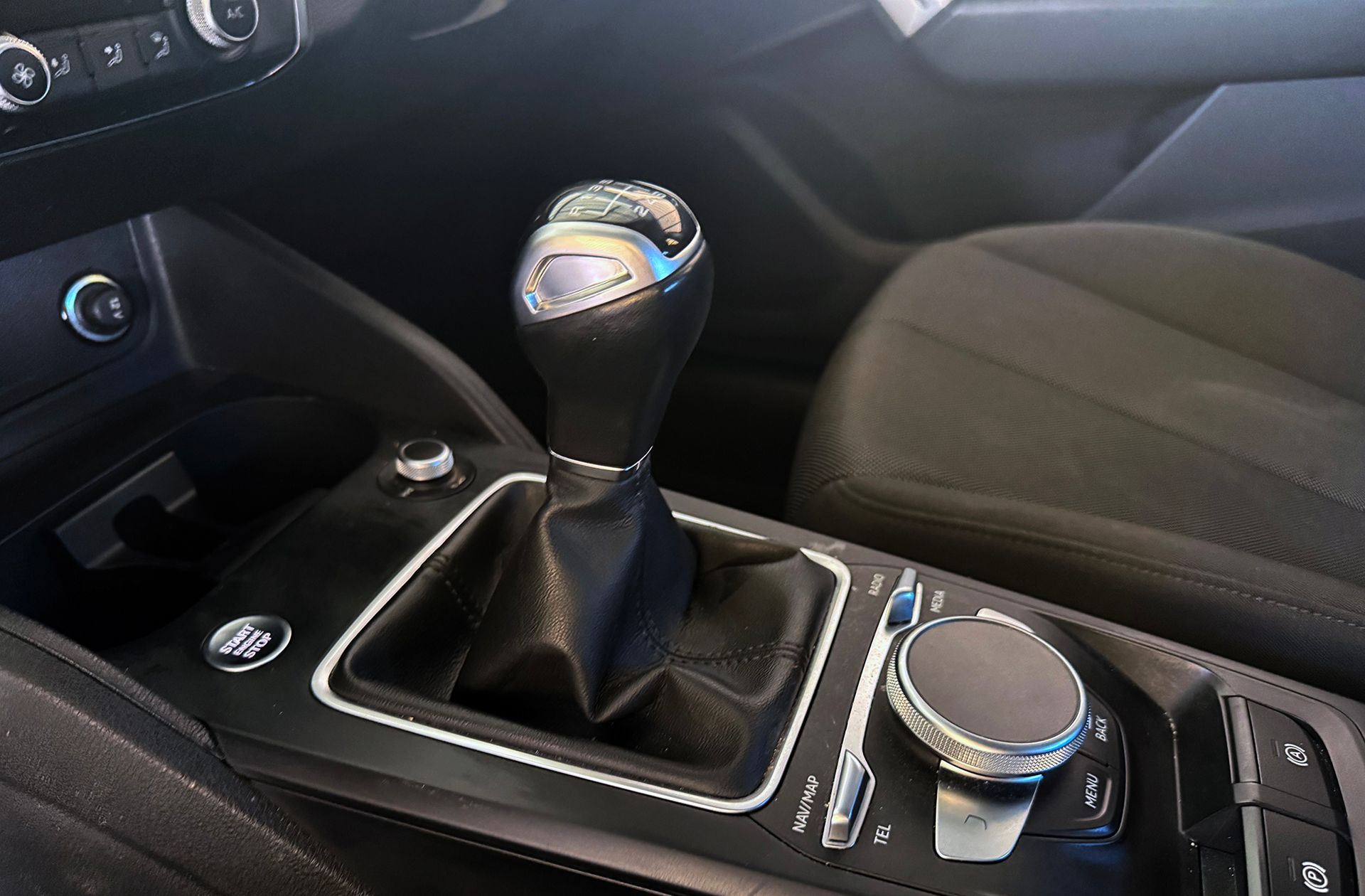 Audi Q2 Advanced 30 TFSI - foto 5