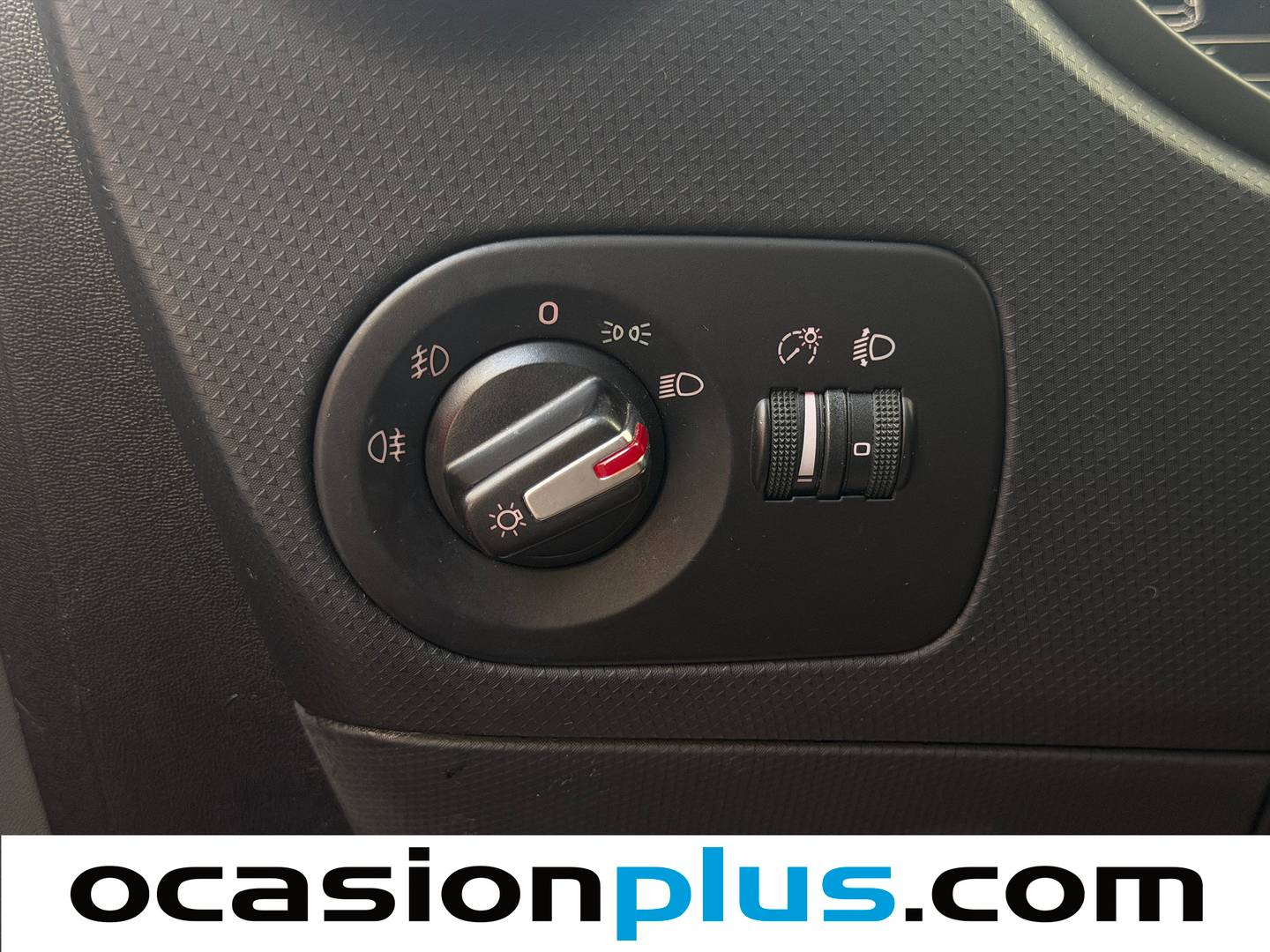 Seat León Seat León 1.6 TDI Reference (105 CV) de segunda mano