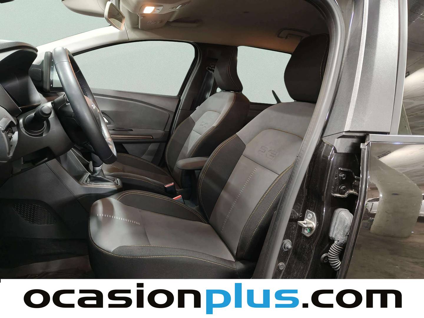 Foto asientos delanteros Dacia Jogger Dacia Jogger Extreme Hybrid (140 CV) 7 Plazas