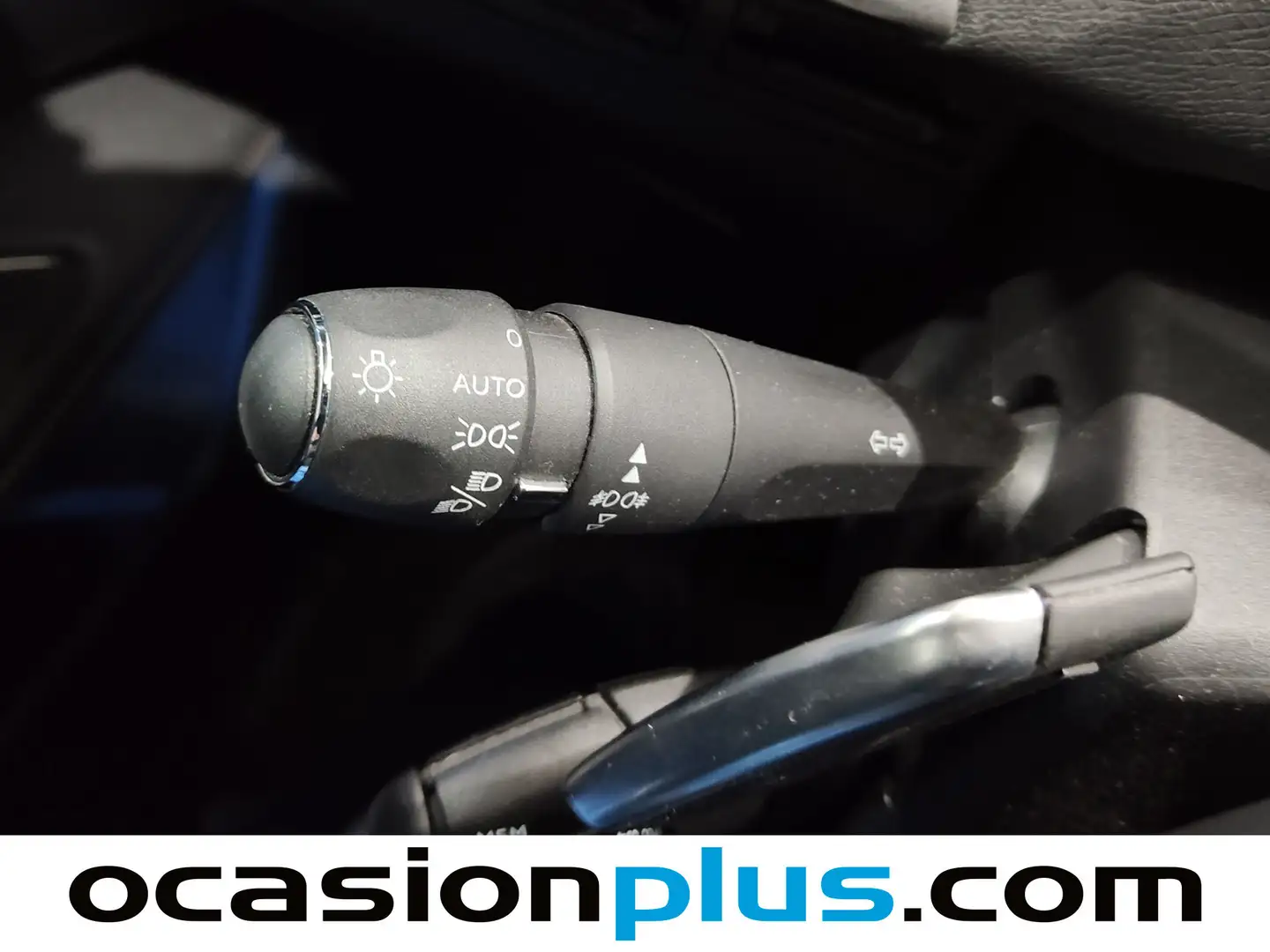 Foto Peugeot 3008 Peugeot 3008 BlueHDI 130 S&S GT Line EAT8 (130 CV)