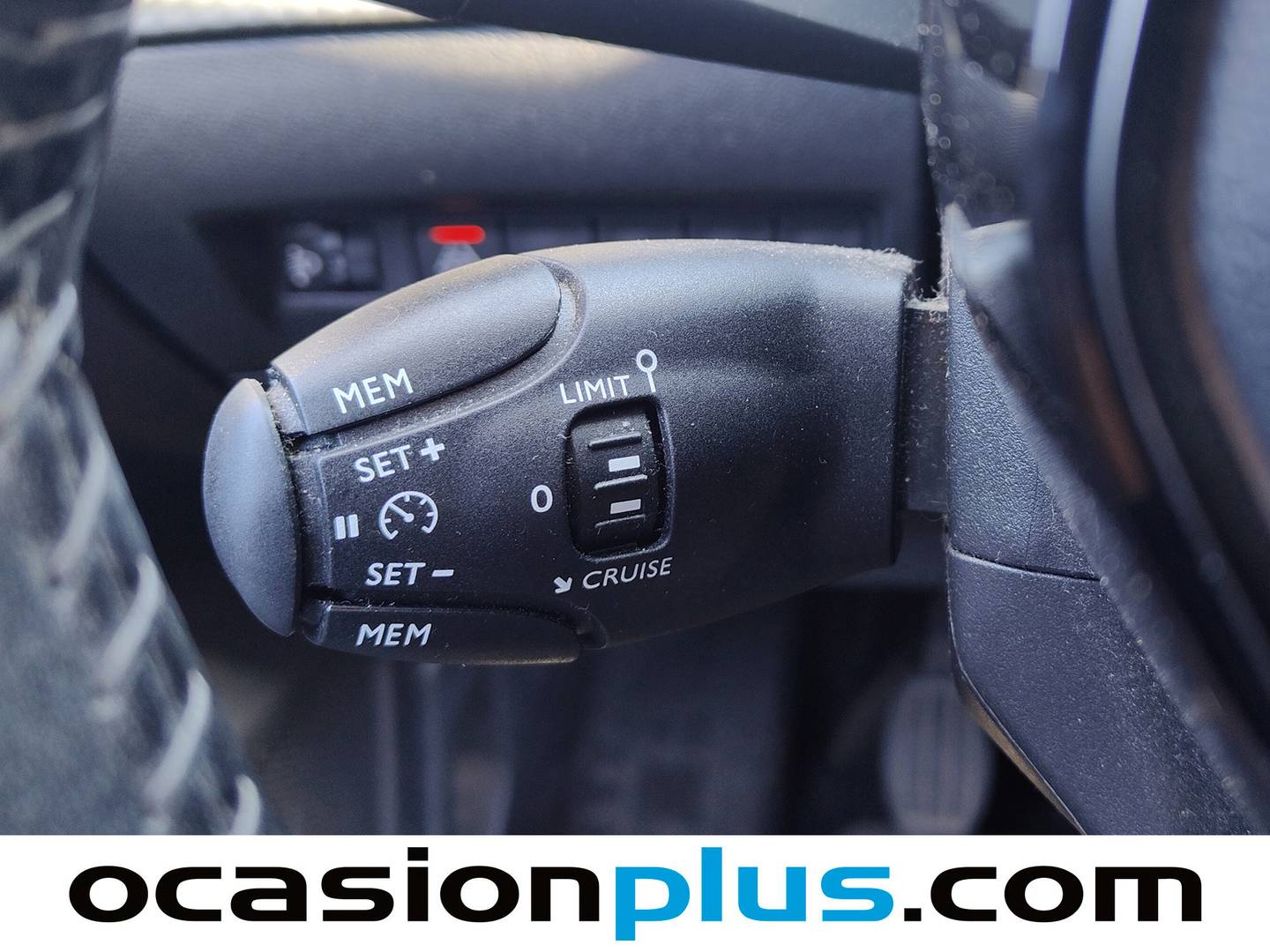 Paquetes del Peugeot 208 Peugeot 208 PureTech 100 Allure (100 CV)