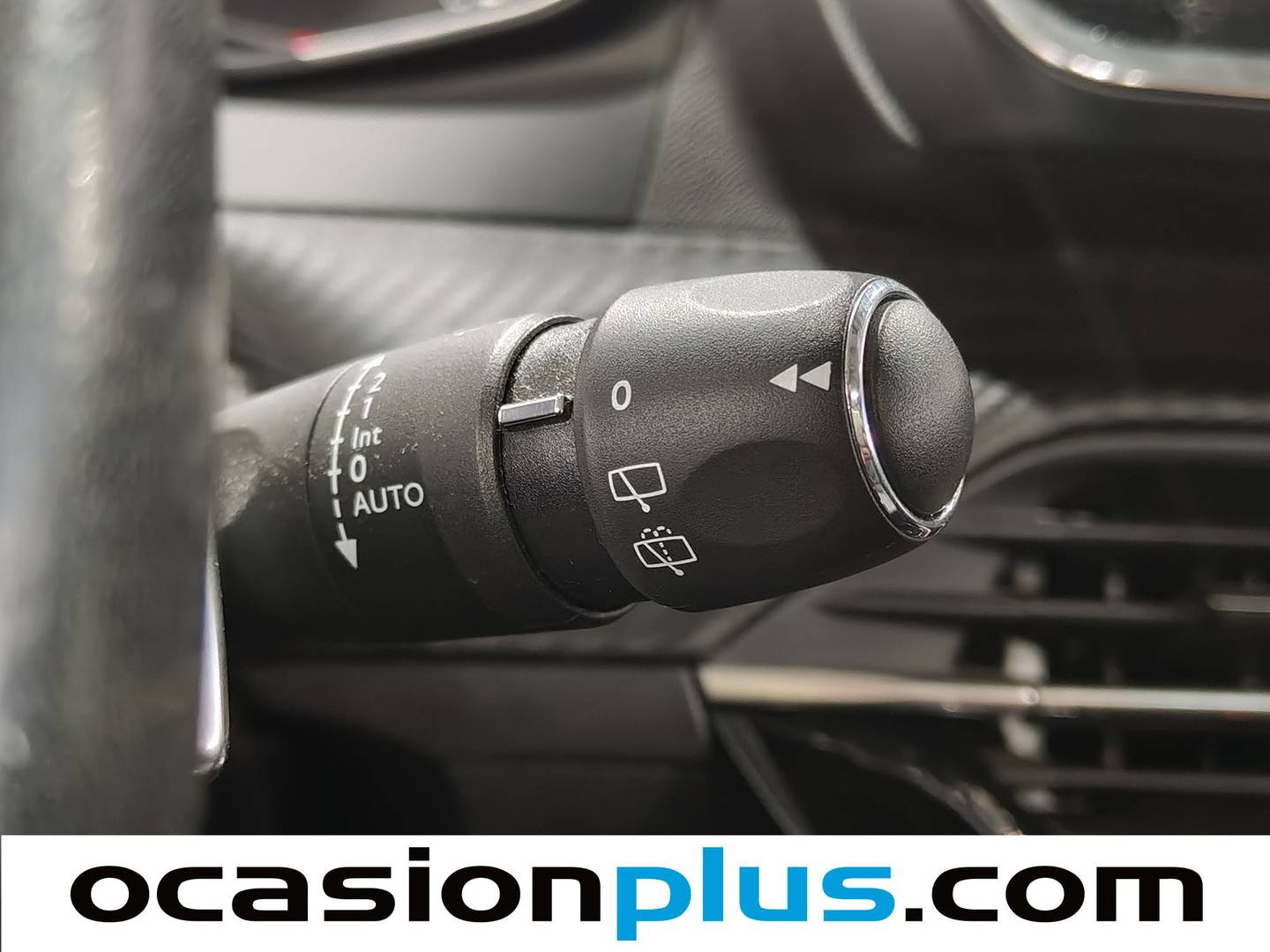 Peugeot 208 Peugeot 208 PureTech 100 Allure EAT8 (100 CV) automático