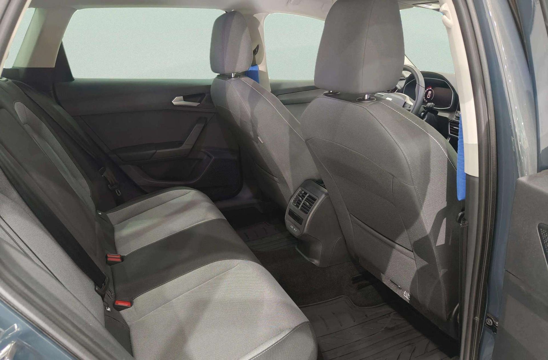 SEAT León ST 1.5 eTSI Style Special Edition DSG - foto 19