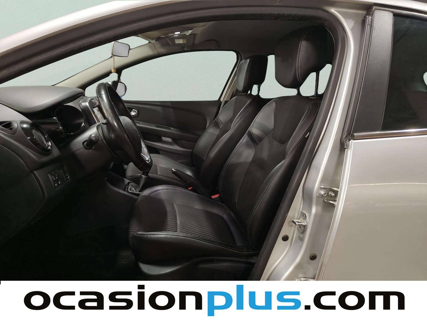 Foto asientos delanteros Renault Clio Renault Clio Zen Energy TCe (90 CV)