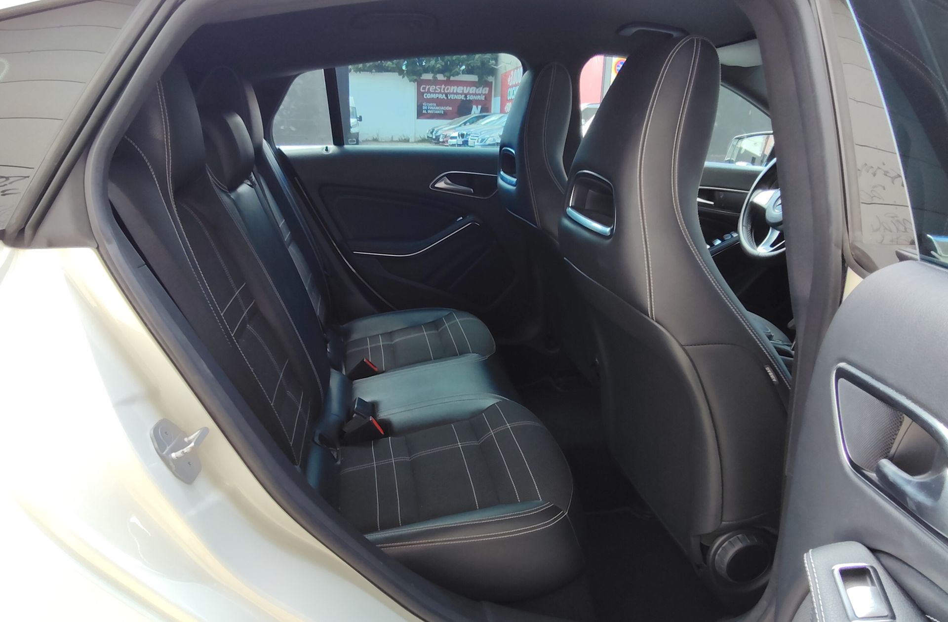 Mercedes-Benz CLA Shooting Brake 200 CDI Urban - foto 14