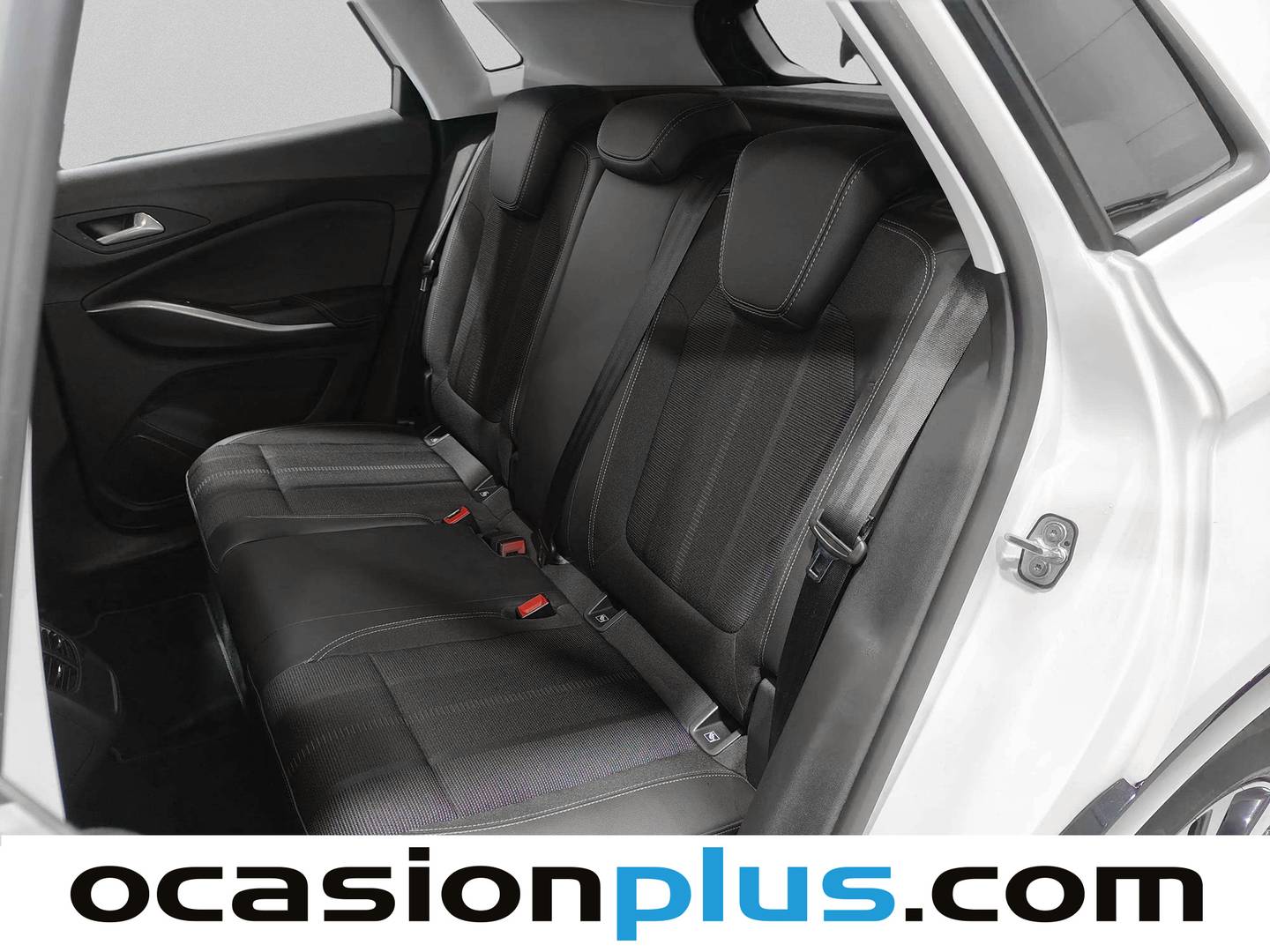 Foto asientos traseros Opel Grandland Opel Grandland 1.2 Turbo S&S GS Auto (130 CV)