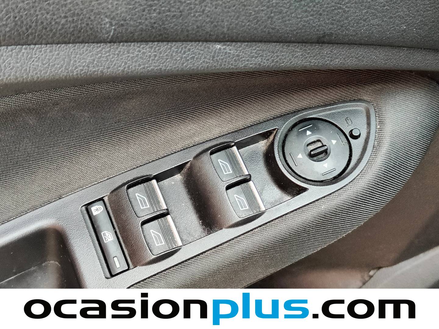 Foto Ford C-Max Ford C-Max 2.0 TDCI Titanium (150 CV)