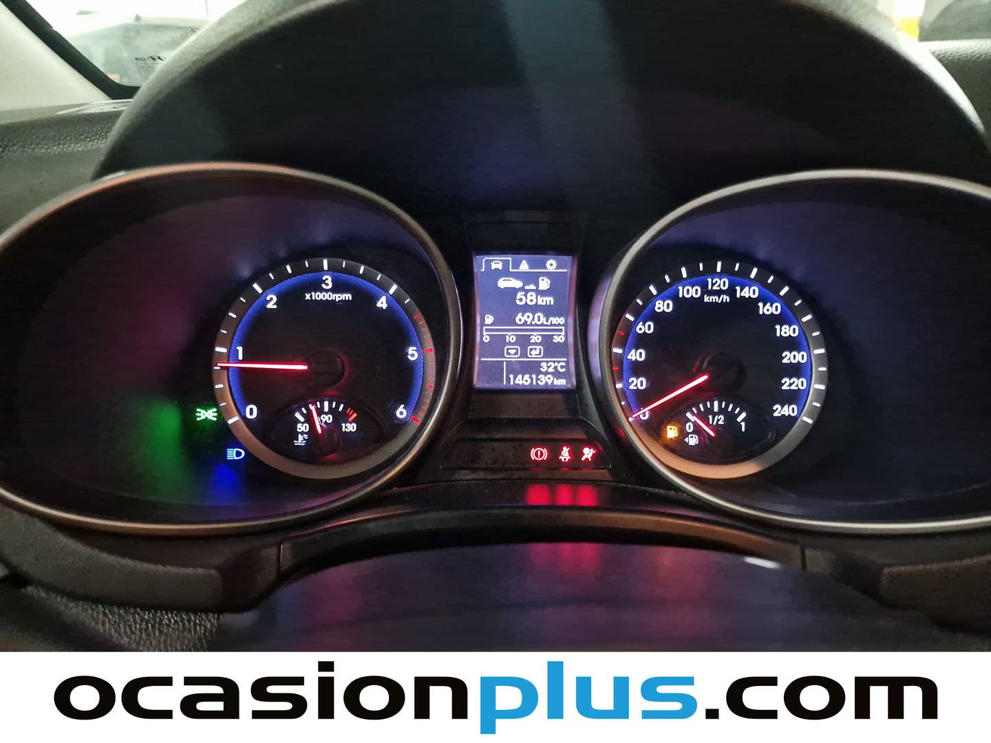 Foto Hyundai Santa Fe Hyundai Santa Fe 2.0 CRDI Stadt Sky 4x2 7S (150 CV) 7 Plazas