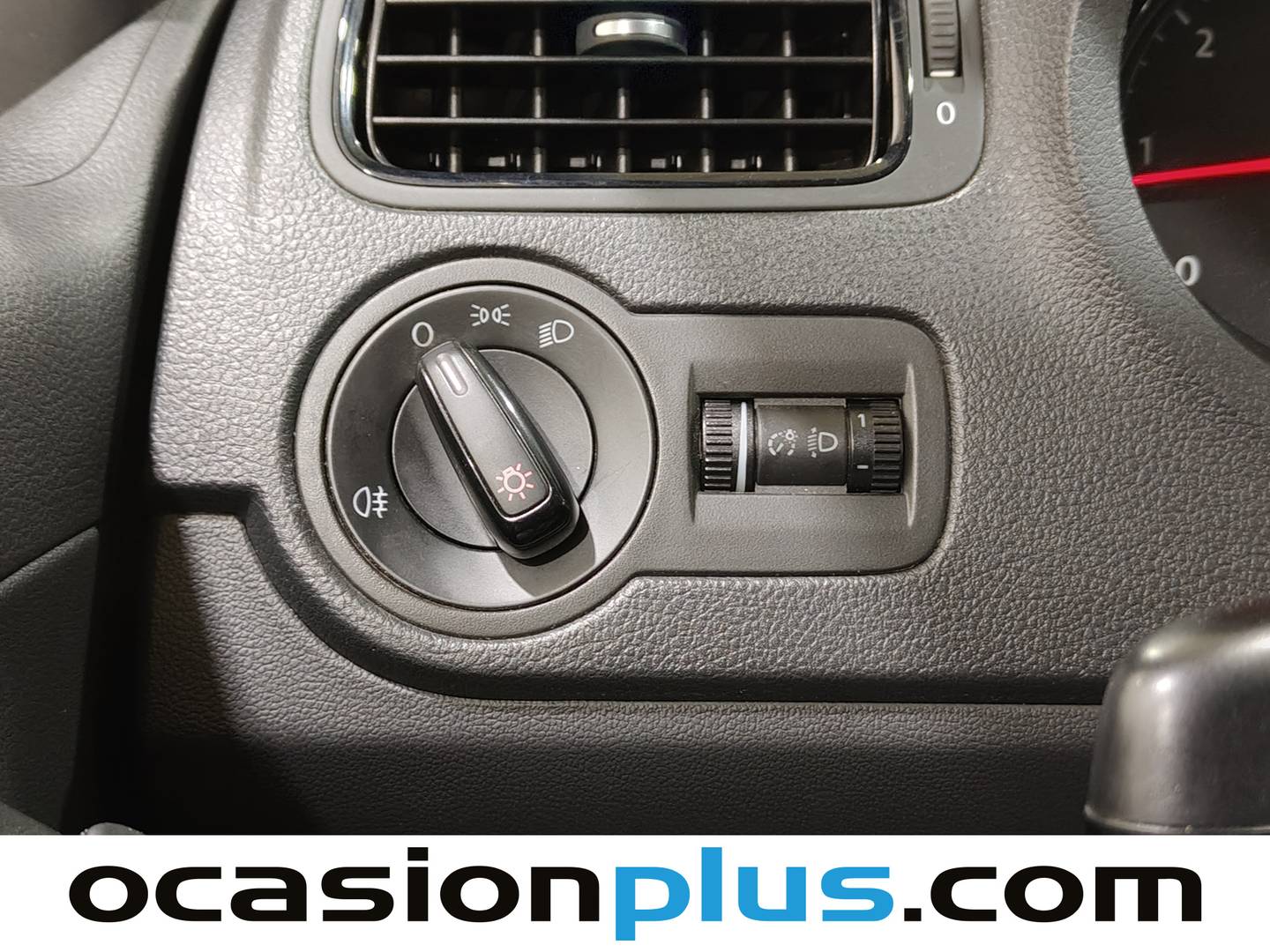 Foto Volkswagen Polo Volkswagen Polo Advance 1.6 TDI (90 CV)