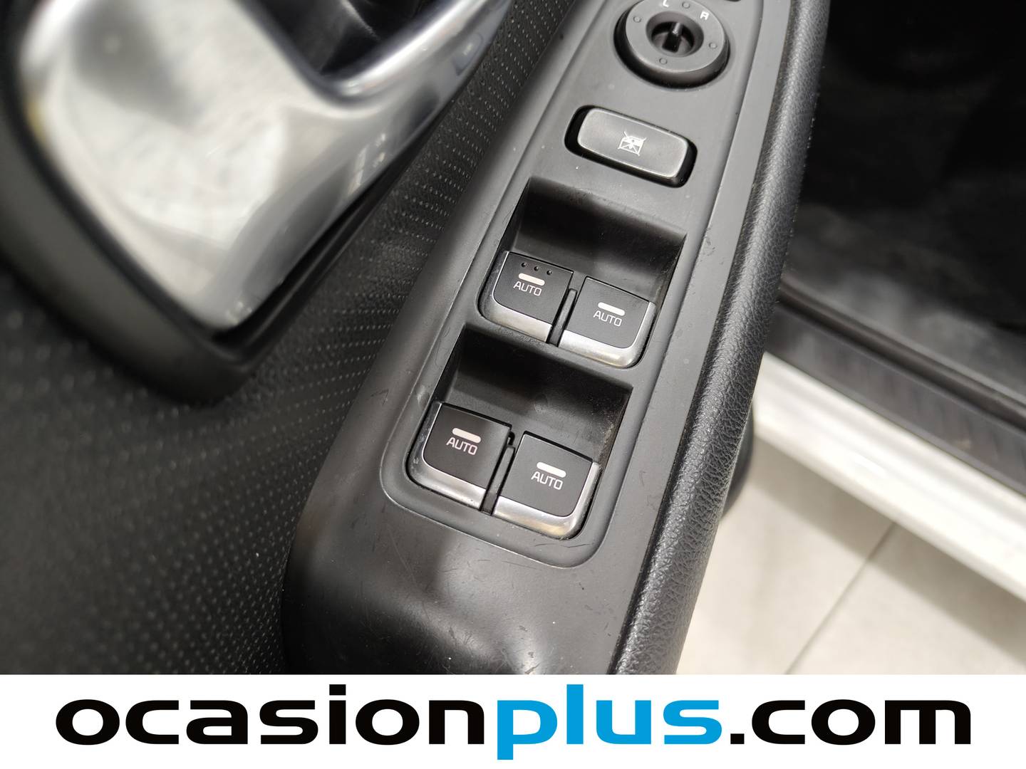 Foto KIA Carens Kia Carens 1.7 CRDi VGT Drive Eco-Dynamics (115 CV)