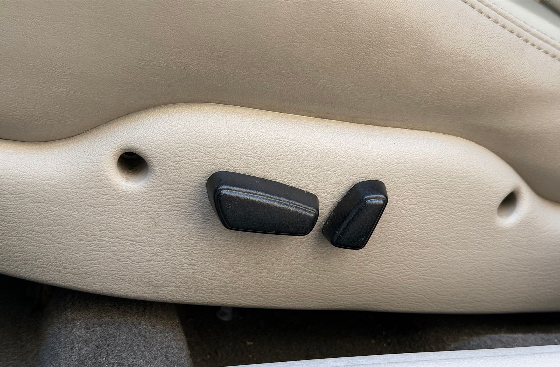Chrysler Sebring 2.0 Limited - foto 11