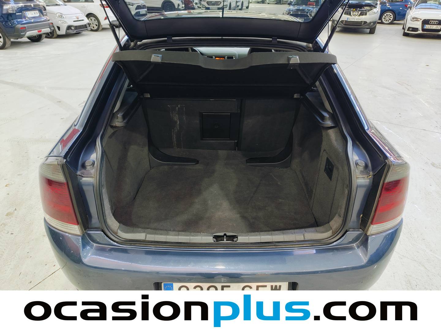 Fotos maletero Opel Vectra Opel Vectra 1.9 CDTI Elegance (120 CV)