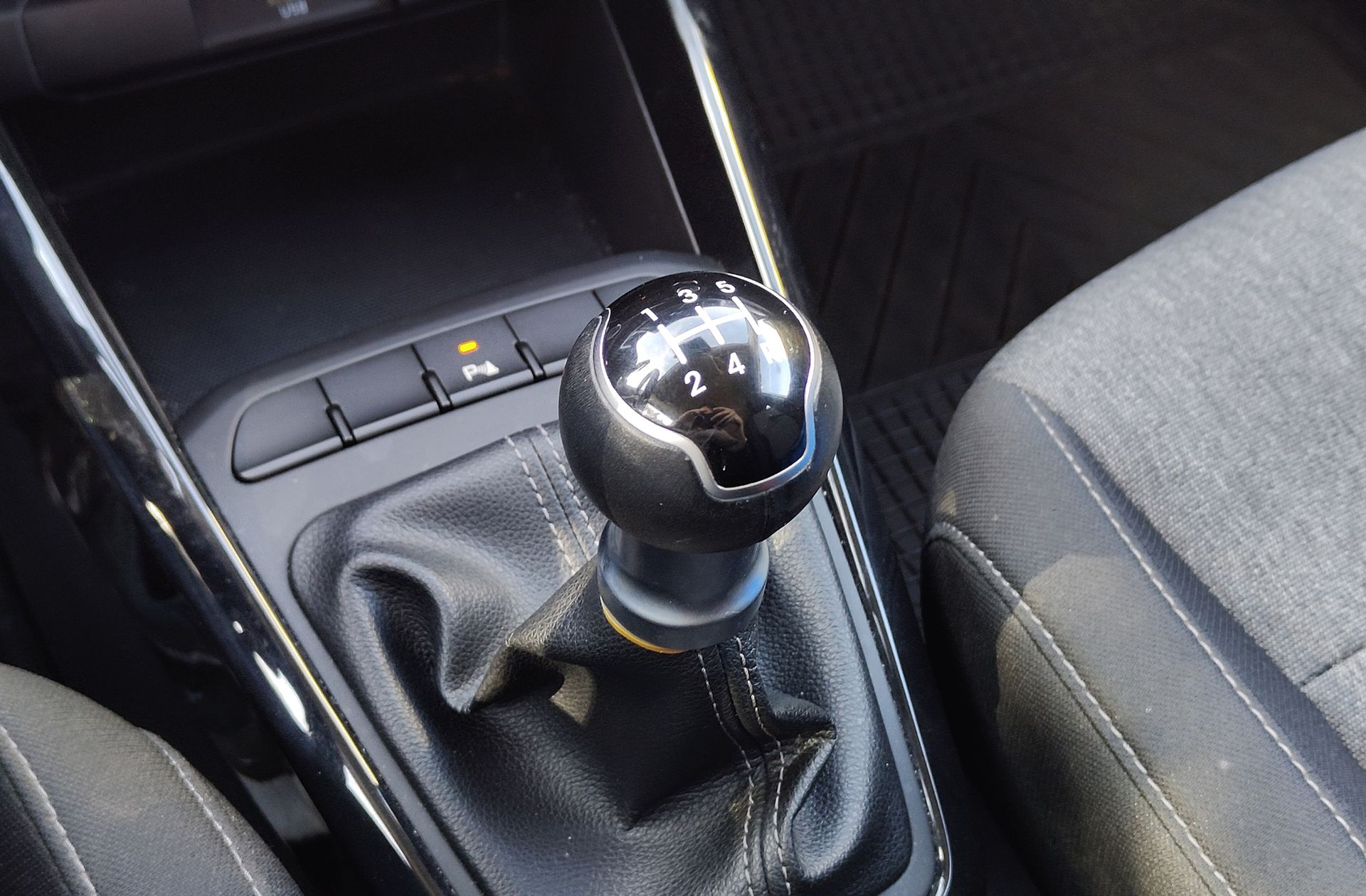 Kia Stonic 1.2 DPi Drive - foto 5