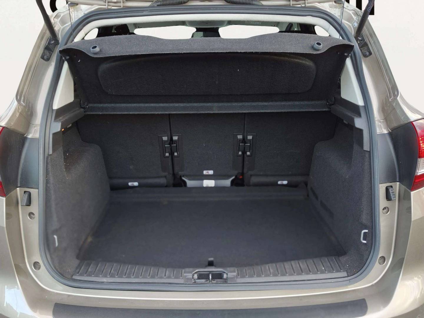 Fotos maletero Ford C-Max Ford C-Max 1.0 EcoBoost S&S Titanium (125 CV)