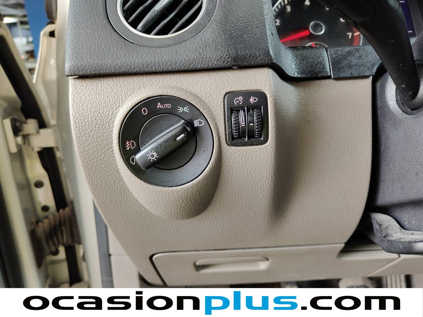 Extras y acabados del Volkswagen Golf Plus Volkswagen Golf Plus Advance 1.4 TSI (122 CV)