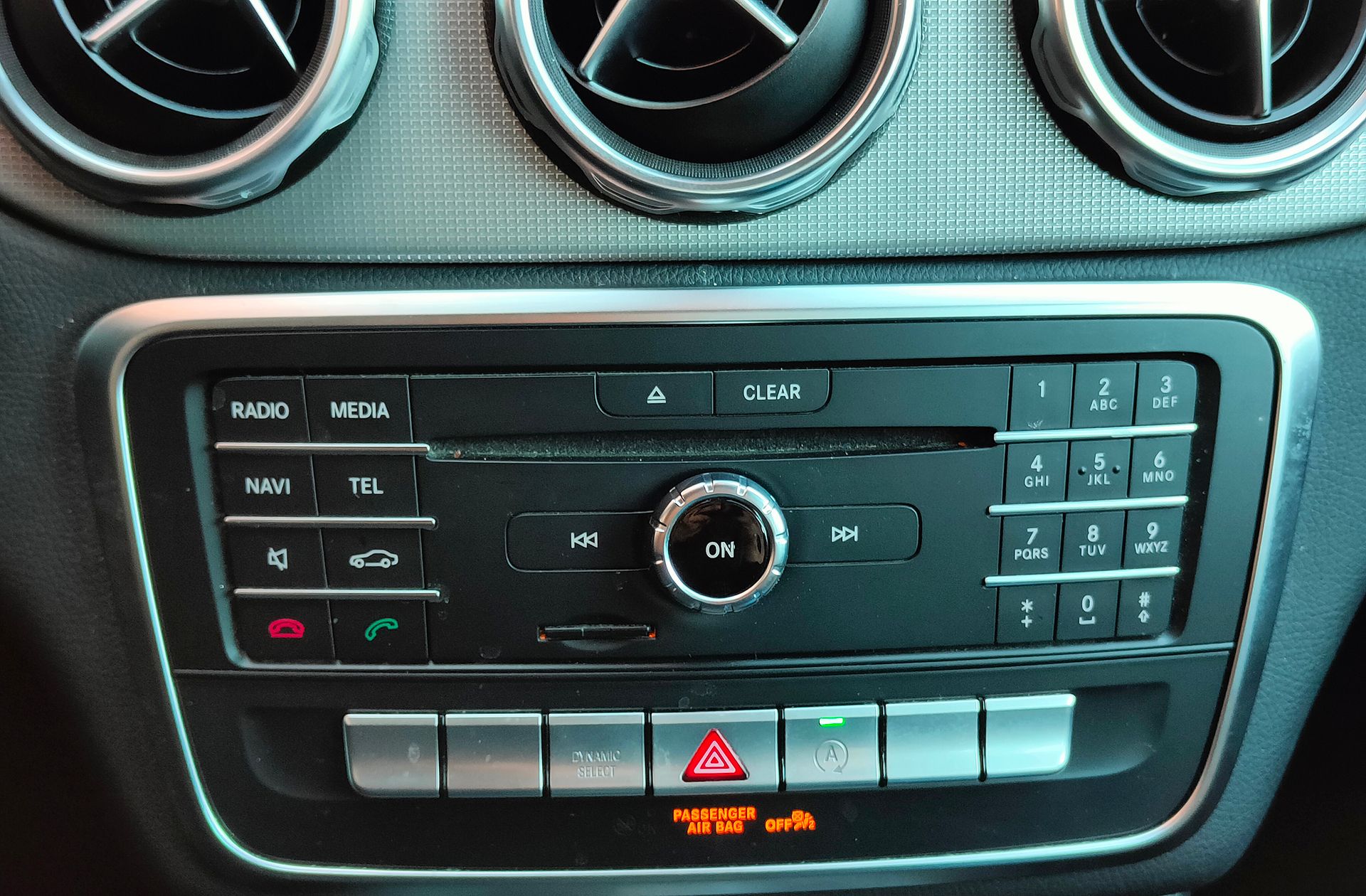 Mercedes-Benz GLA 200 - foto 33