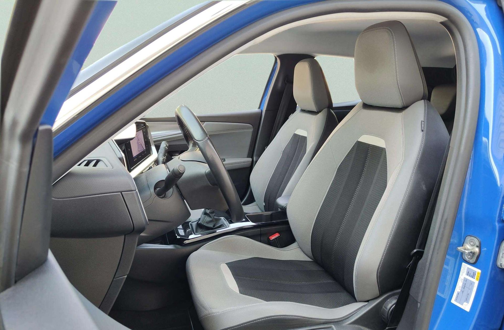 Opel Mokka 1.2 T Business Elegance - foto 11